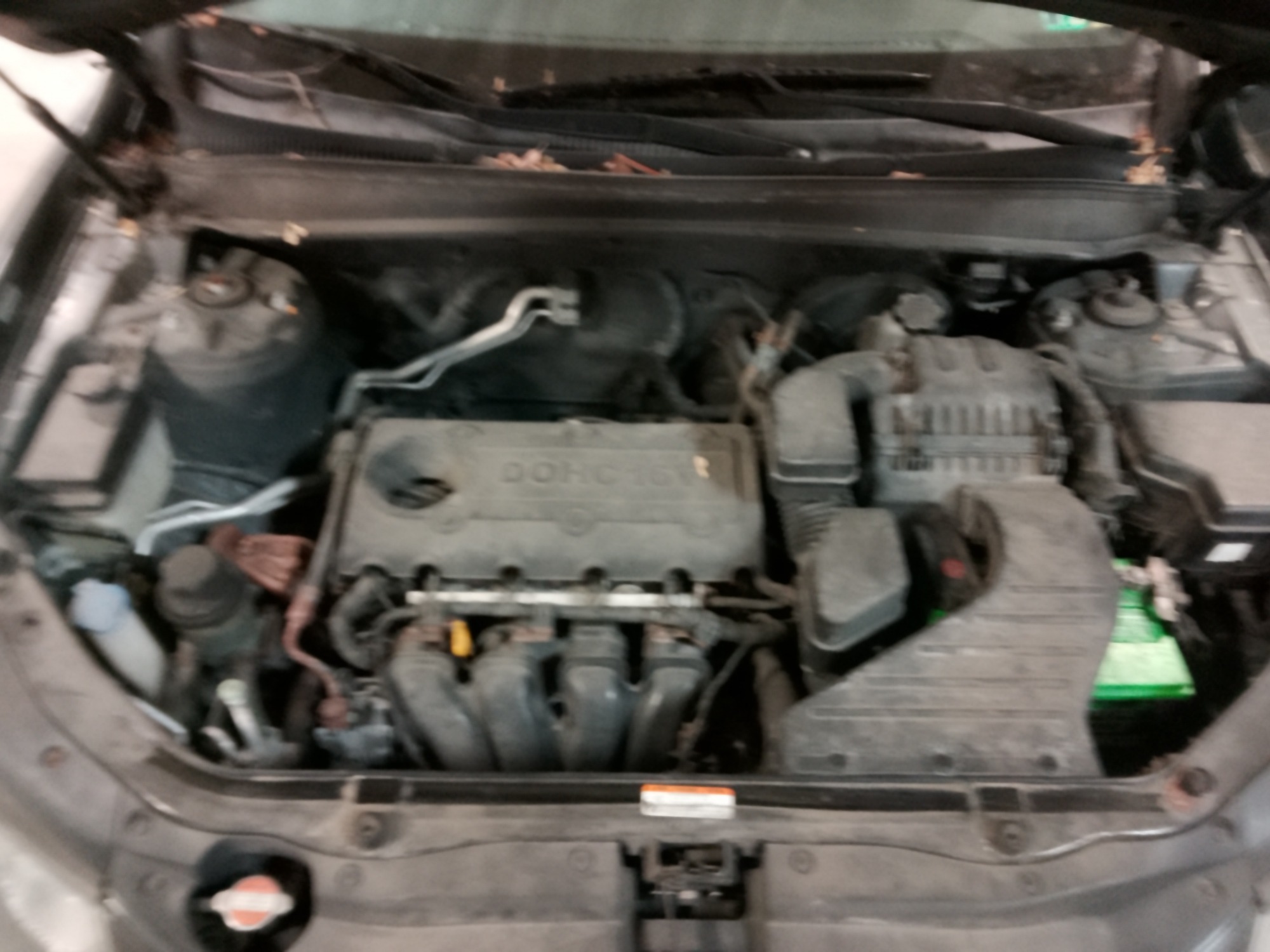 2010 hyundai santa-fe gls-2.4-awd with 186237 miles for sale near elk-river, minnesota 106386_49_engine_bay.jpg