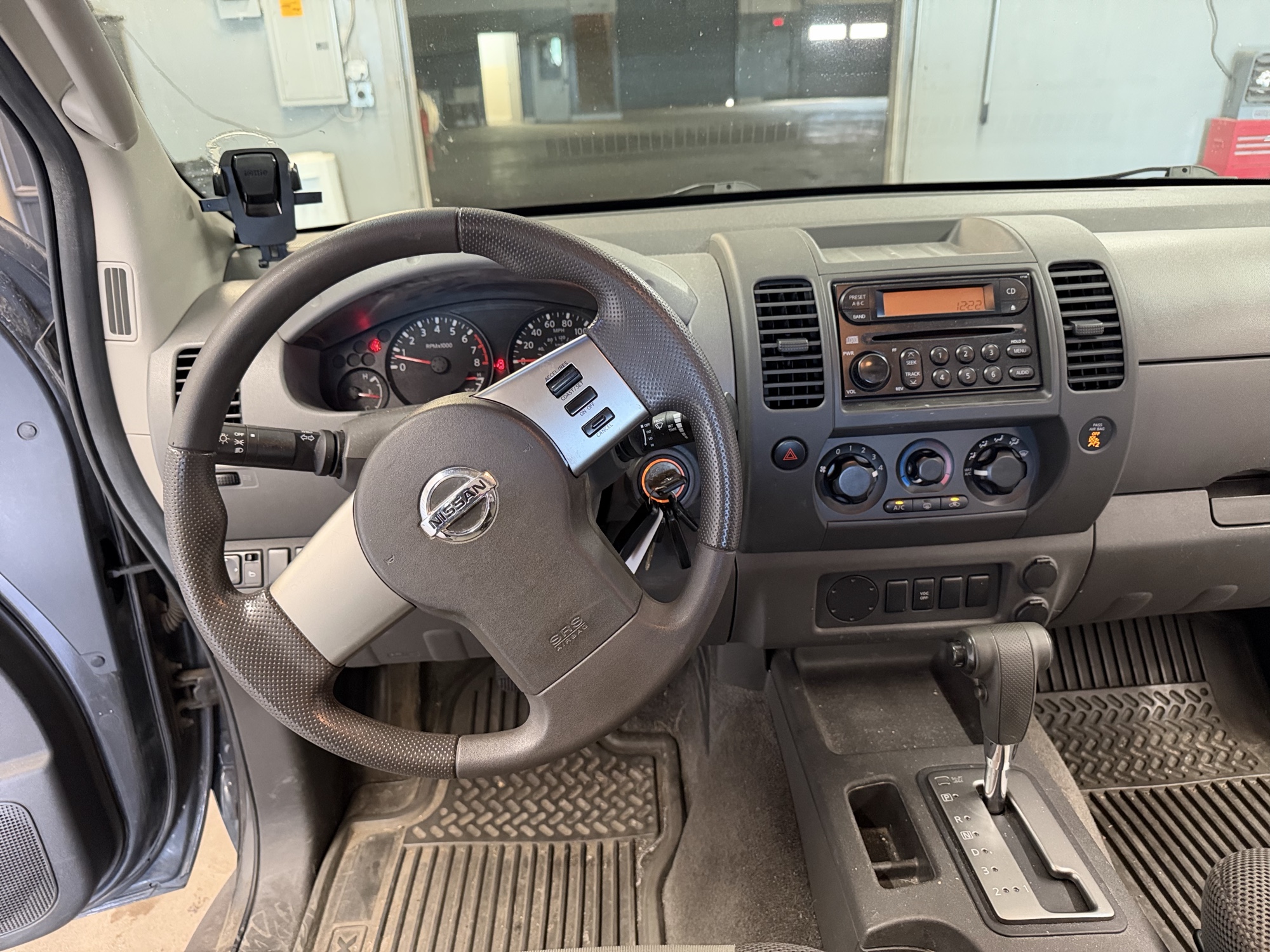 2005 nissan xterra or-2wd with 233878 miles for sale near elk-river, minnesota 106387_33_dash_from_driver.jpg