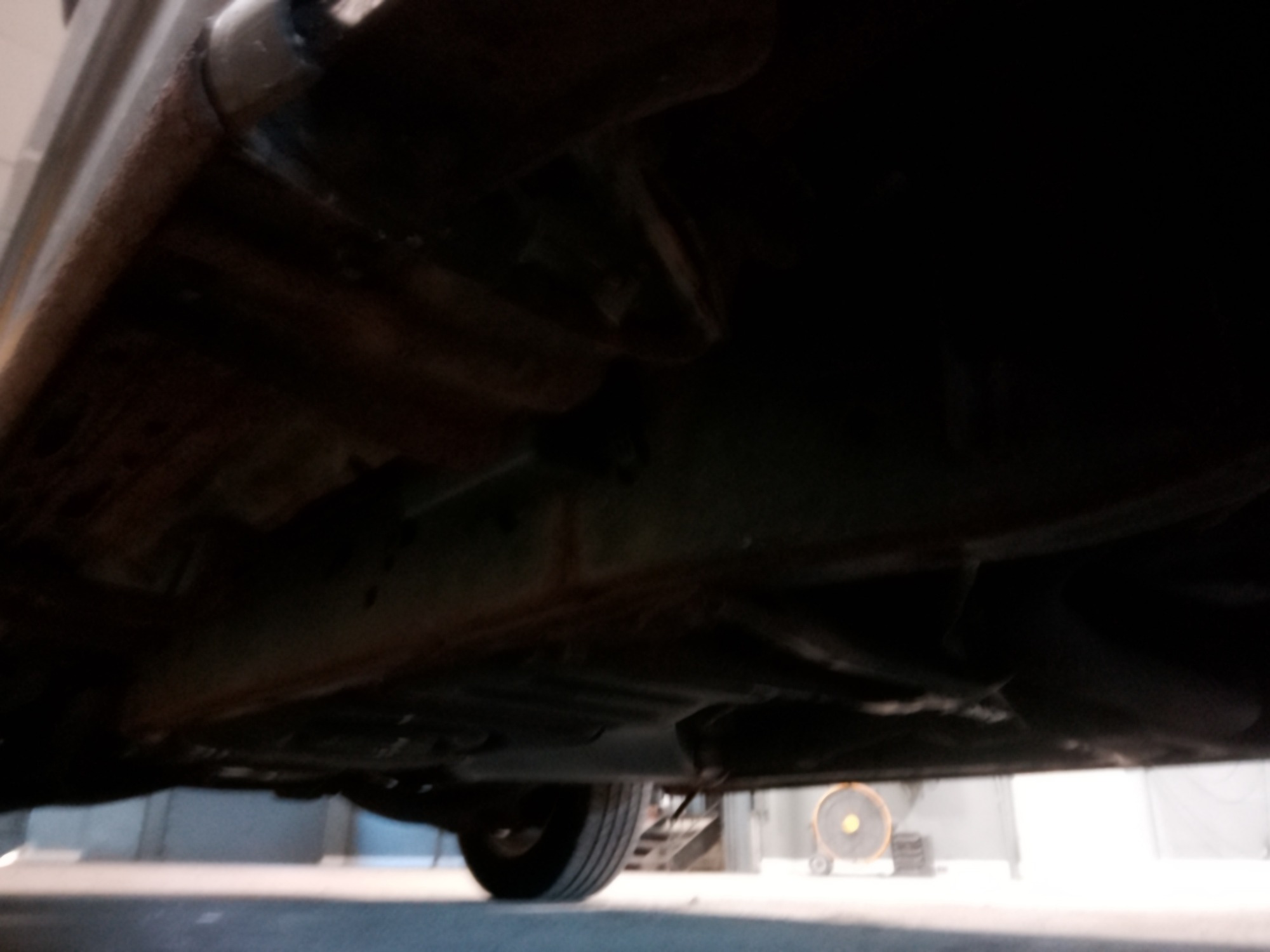 2005 ford explorer xlt-4.6l-4wd with 245386 miles for sale near elk-river, minnesota 106390_21_undercar_pass_side.jpg