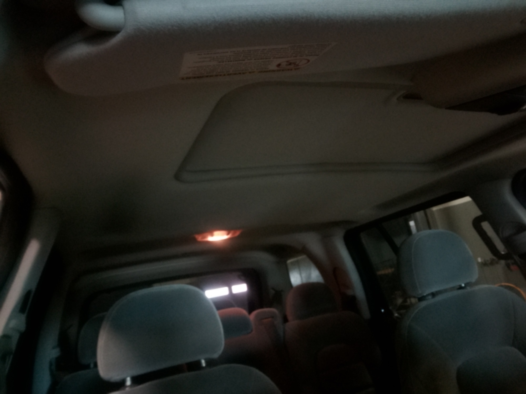 2005 ford explorer xlt-4.6l-4wd with 245386 miles for sale near elk-river, minnesota 106390_35_headliner_sunroof.jpg