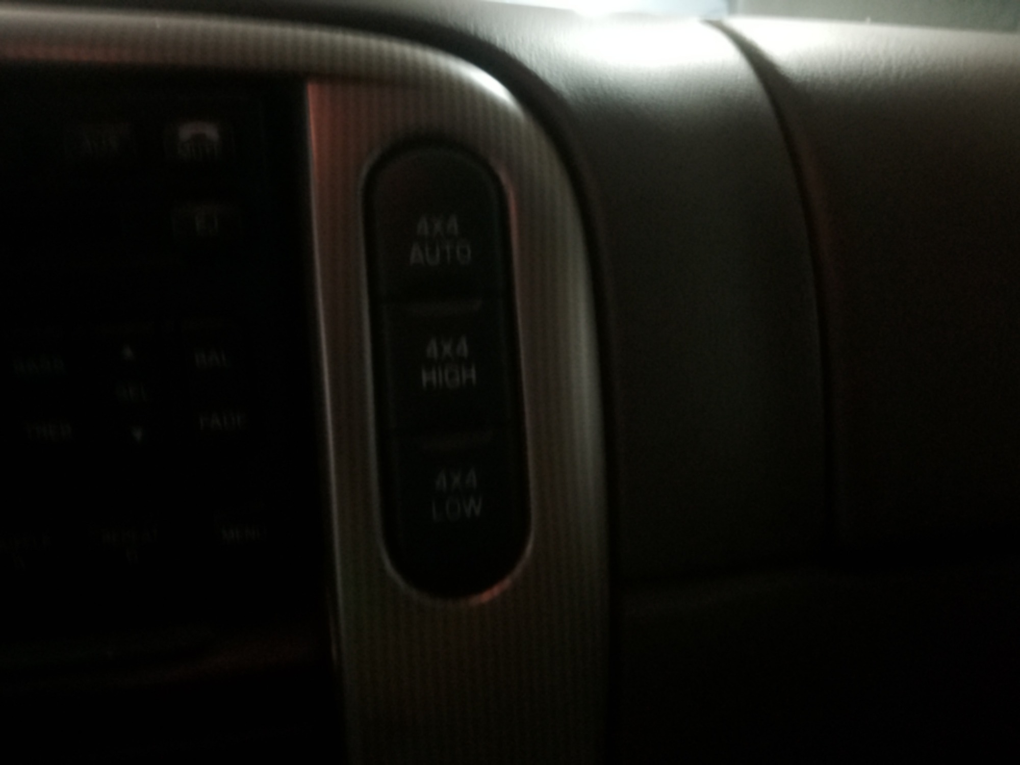 2005 ford explorer xlt-4.6l-4wd with 245386 miles for sale near elk-river, minnesota 106390_38_4x4_switch.jpg