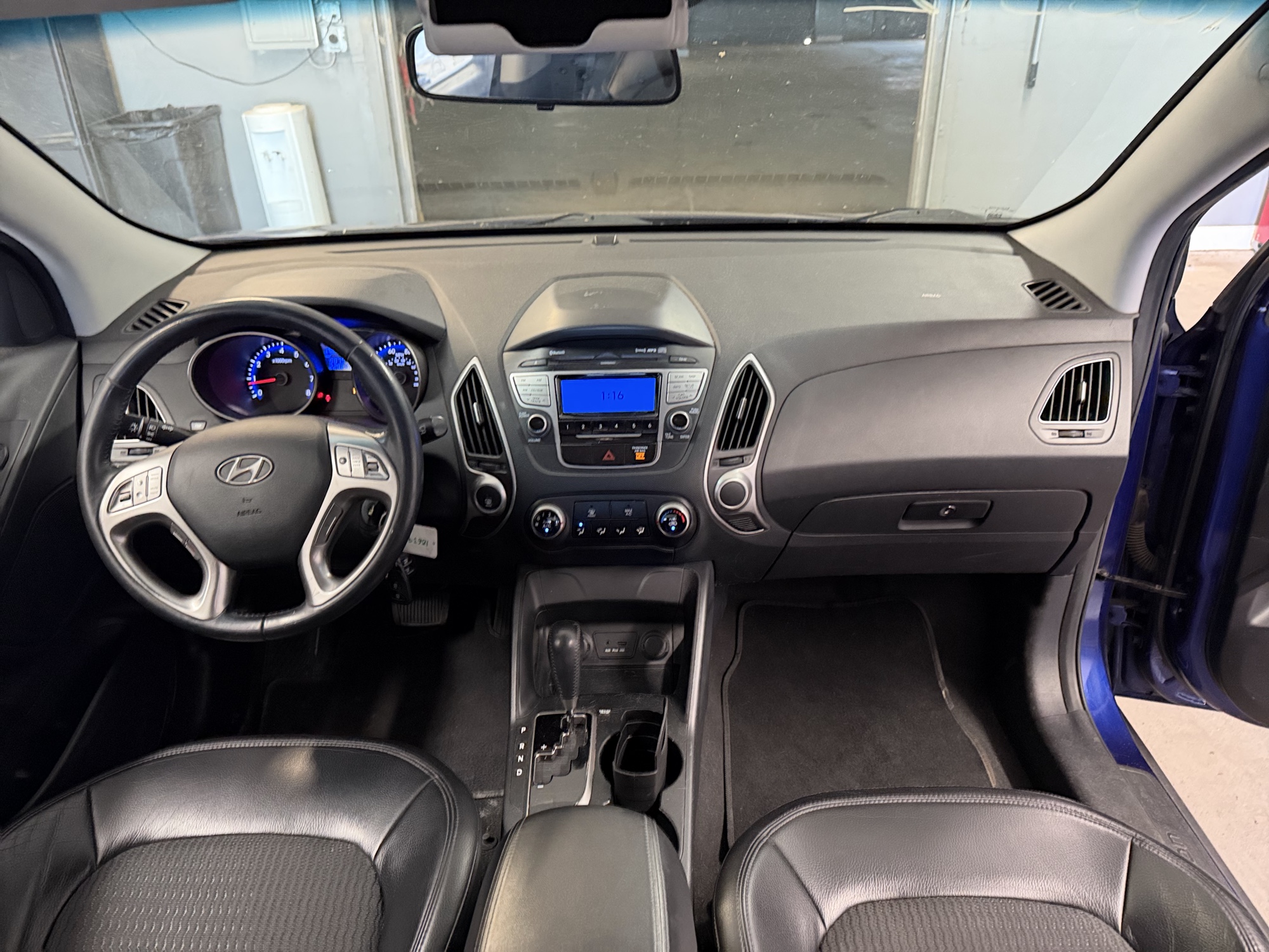 2010 hyundai tucson limited-2wd with 229317 miles for sale near elk-river, minnesota 106392_34_whole_dash.jpg