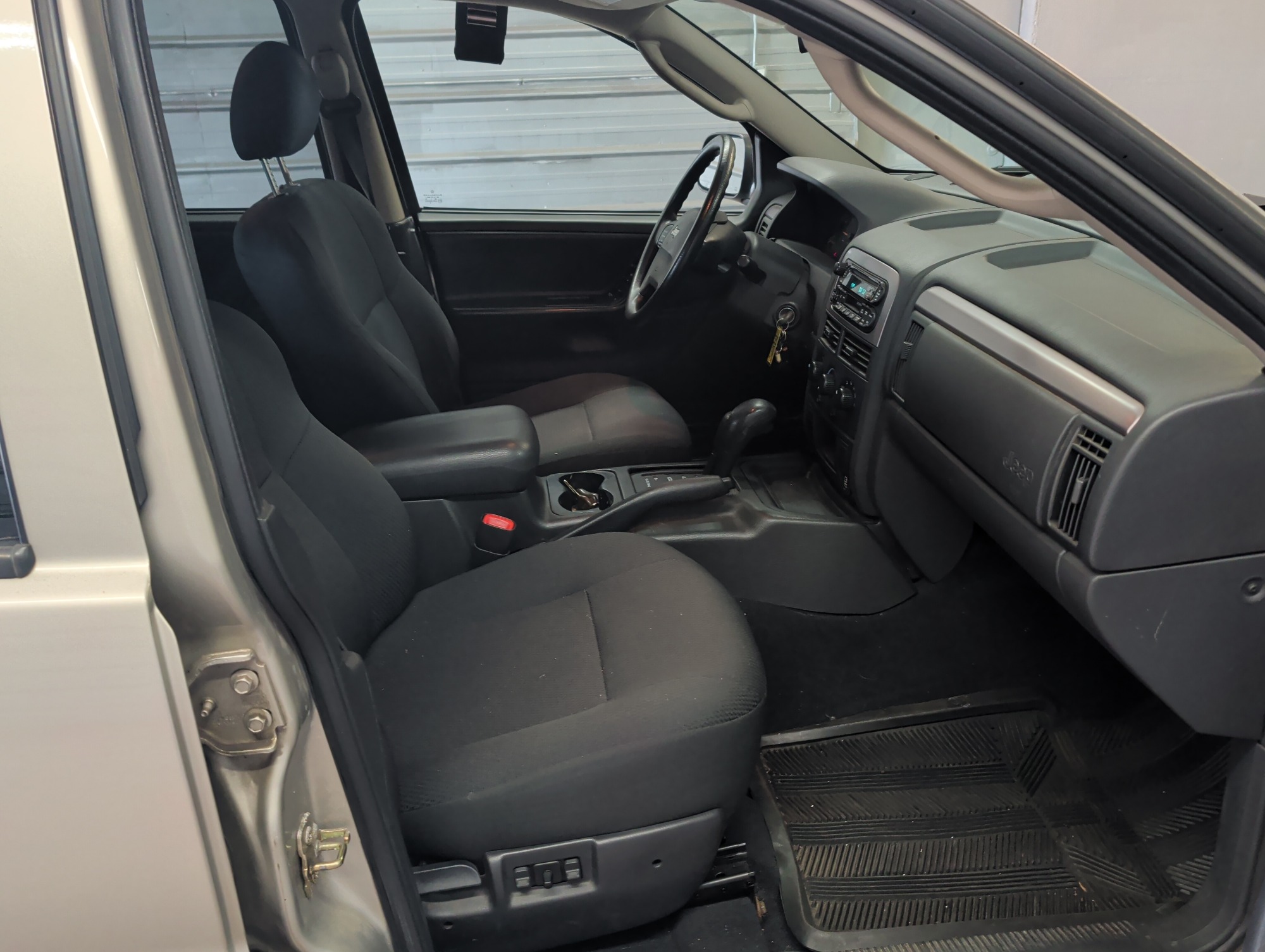 2003 jeep grand-cherokee laredo-4wd with 126243 miles for sale near elk-river, minnesota 106393_31_passenger_seat.jpg