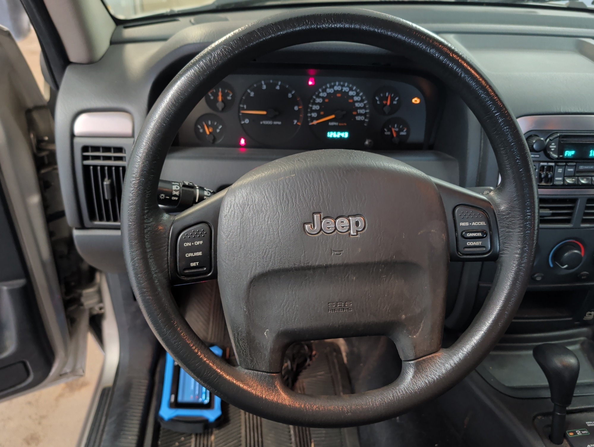 2003 jeep grand-cherokee laredo-4wd with 126243 miles for sale near elk-river, minnesota 106393_36_steering_wheel.jpg