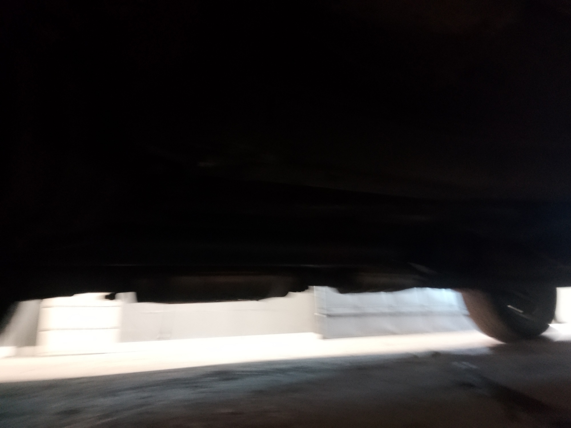 2005 hyundai tucson gls-2.7-4wd with 199158 miles for sale near elk-river, minnesota 106395_17_undercar_drv_side.jpg