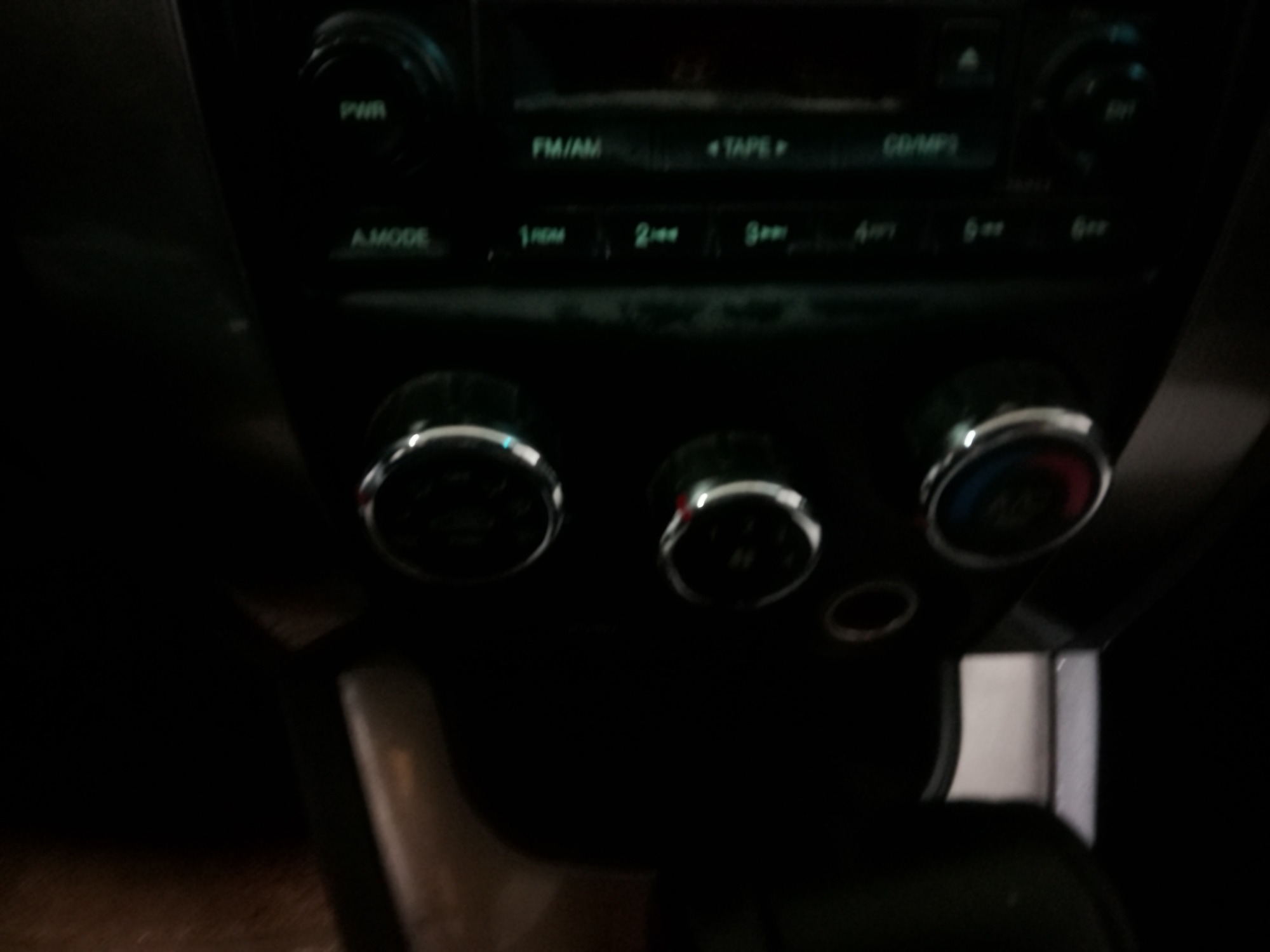 2005 hyundai tucson gls-2.7-4wd with 199158 miles for sale near elk-river, minnesota 106395_40_climate_control.jpg