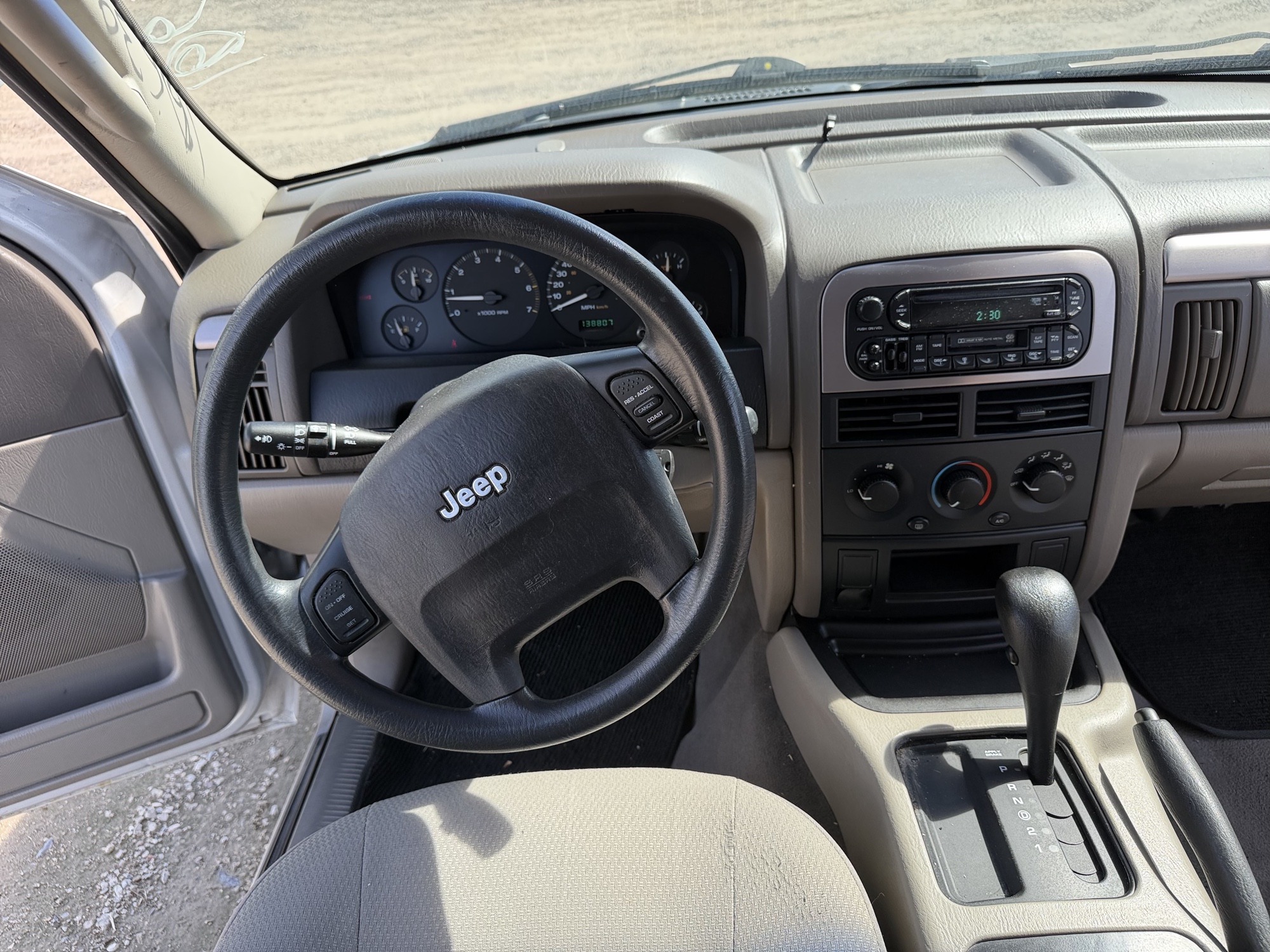 2004 jeep grand-cherokee laredo-2wd with 138807 miles for sale near elk-river, minnesota 106397_33_dash_from_driver.jpg