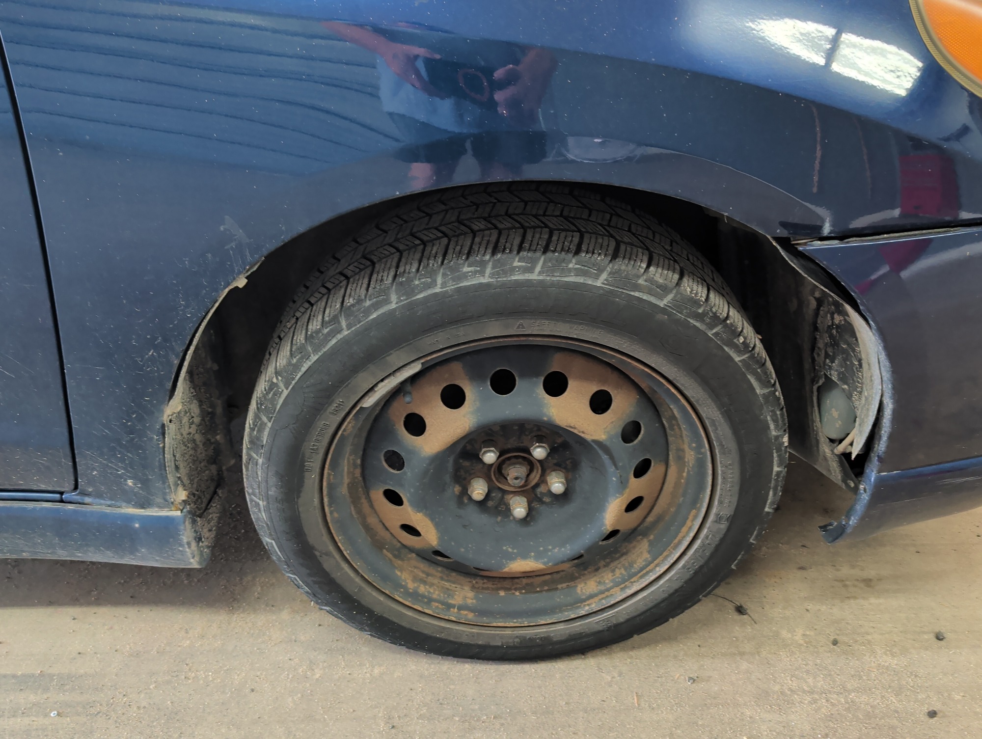 2005 toyota matrix xr-2wd with 144833 miles for sale near elk-river, minnesota 106398_15_front_pass_wheel.jpg