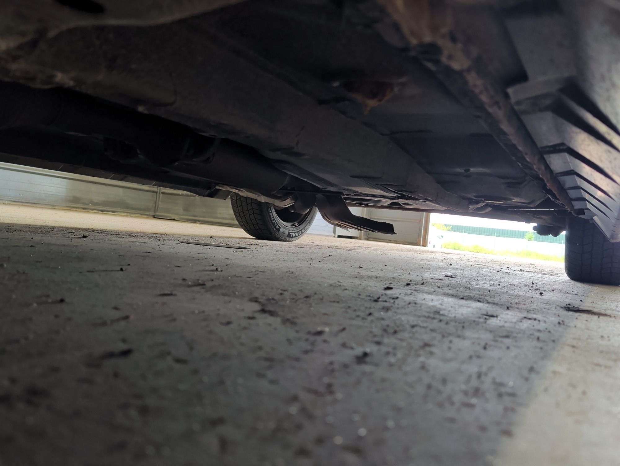 2005 toyota matrix xr-2wd with 144833 miles for sale near elk-river, minnesota 106398_17_undercar_drv_side.jpg