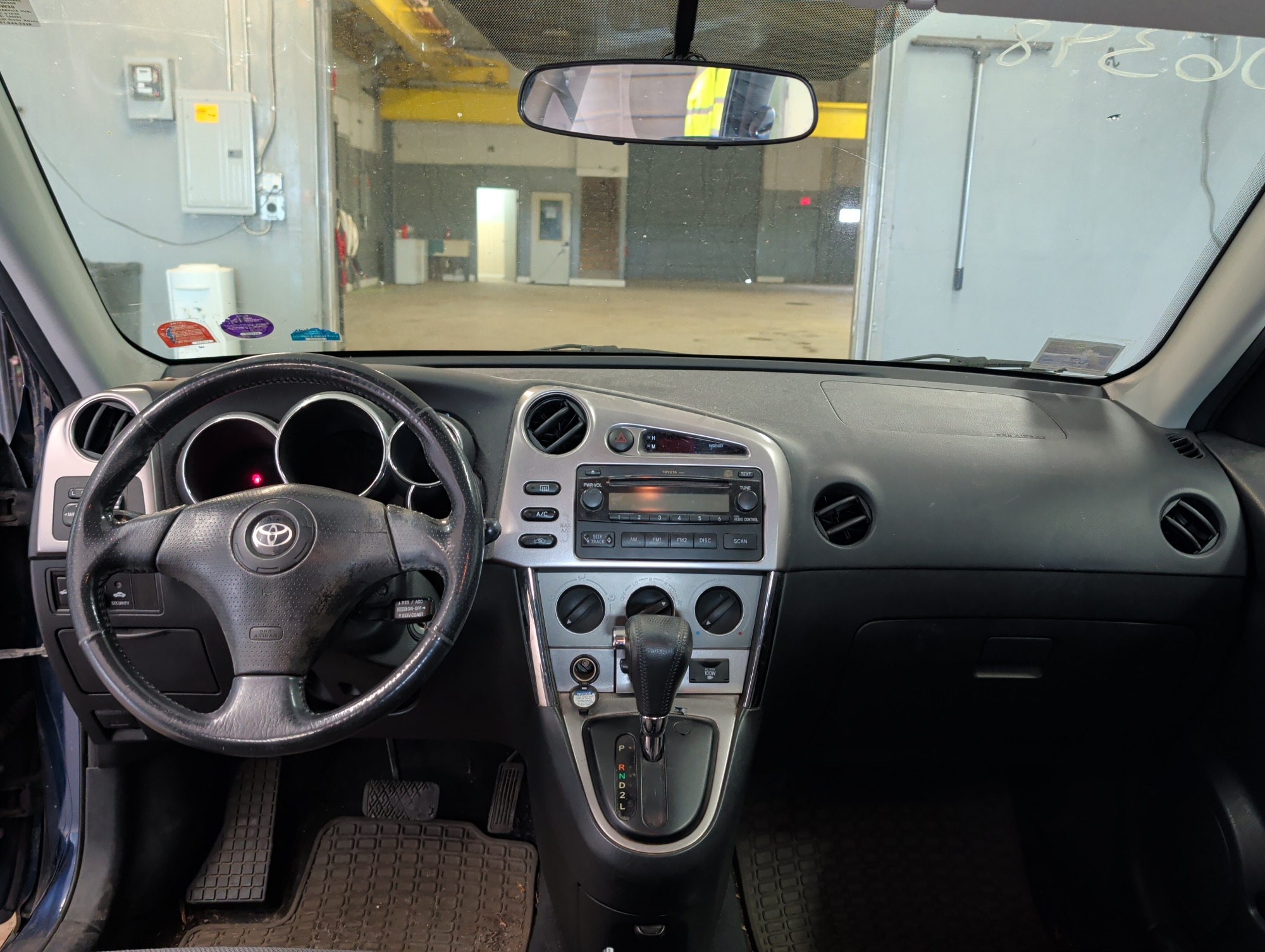 2005 toyota matrix xr-2wd with 144833 miles for sale near elk-river, minnesota 106398_34_whole_dash.jpg