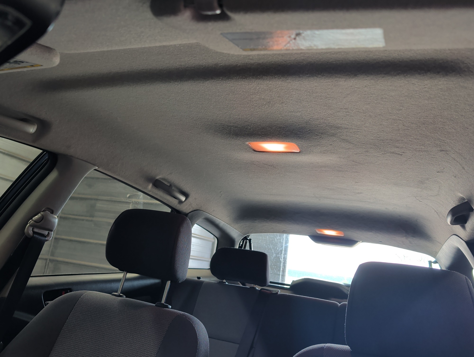 2005 toyota matrix xr-2wd with 144833 miles for sale near elk-river, minnesota 106398_35_headliner_sunroof.jpg