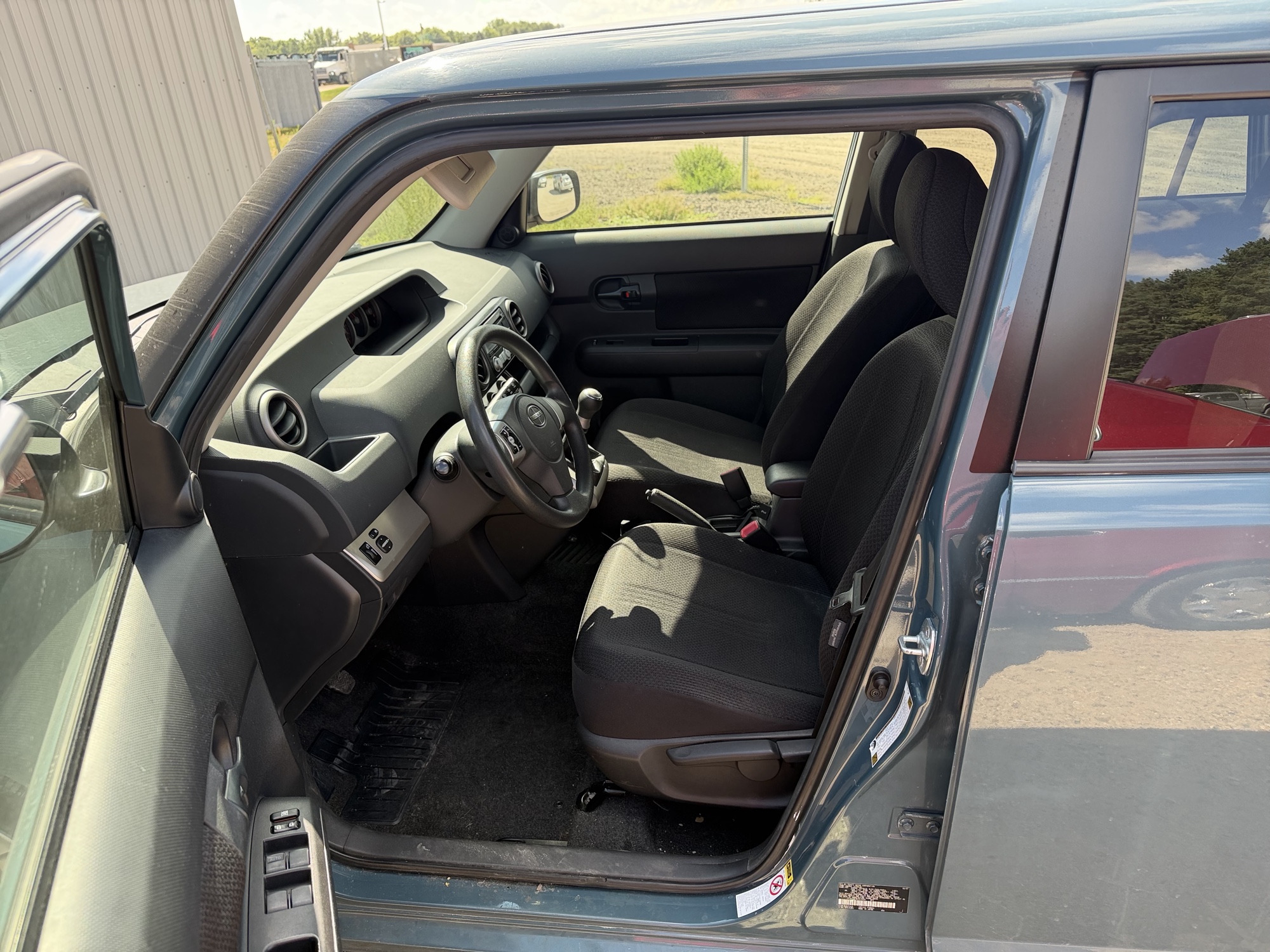 2008 scion xb with 101491 miles for sale near elk-river, minnesota 106399_22_driver_seat.jpg