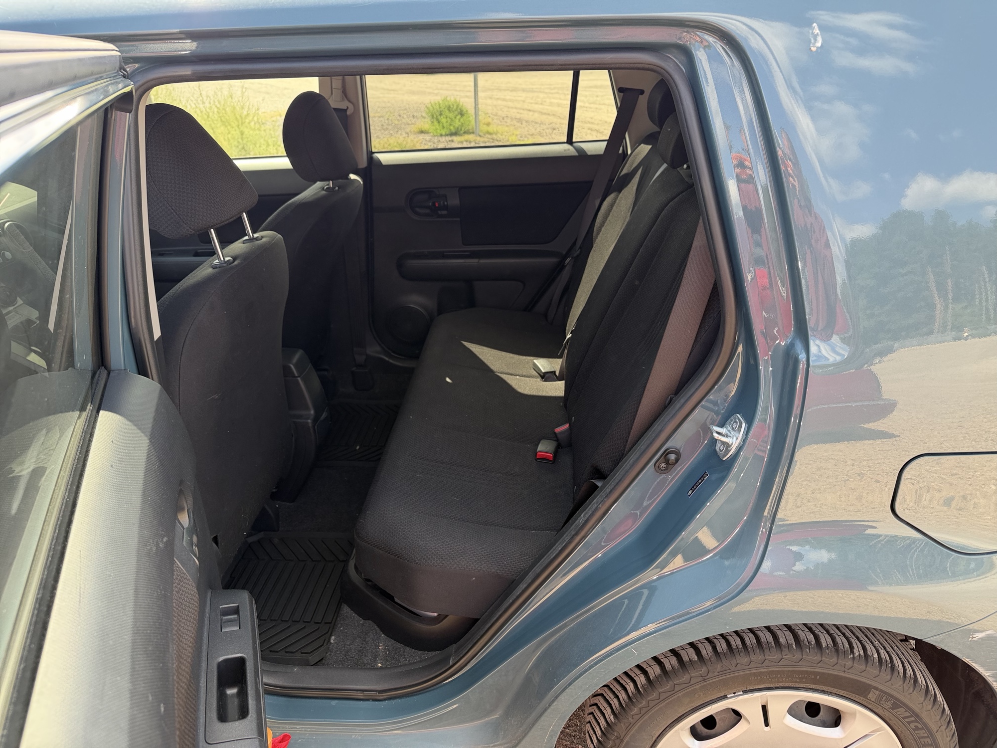 2008 scion xb with 101491 miles for sale near elk-river, minnesota 106399_24_drv_rear_seat.jpg