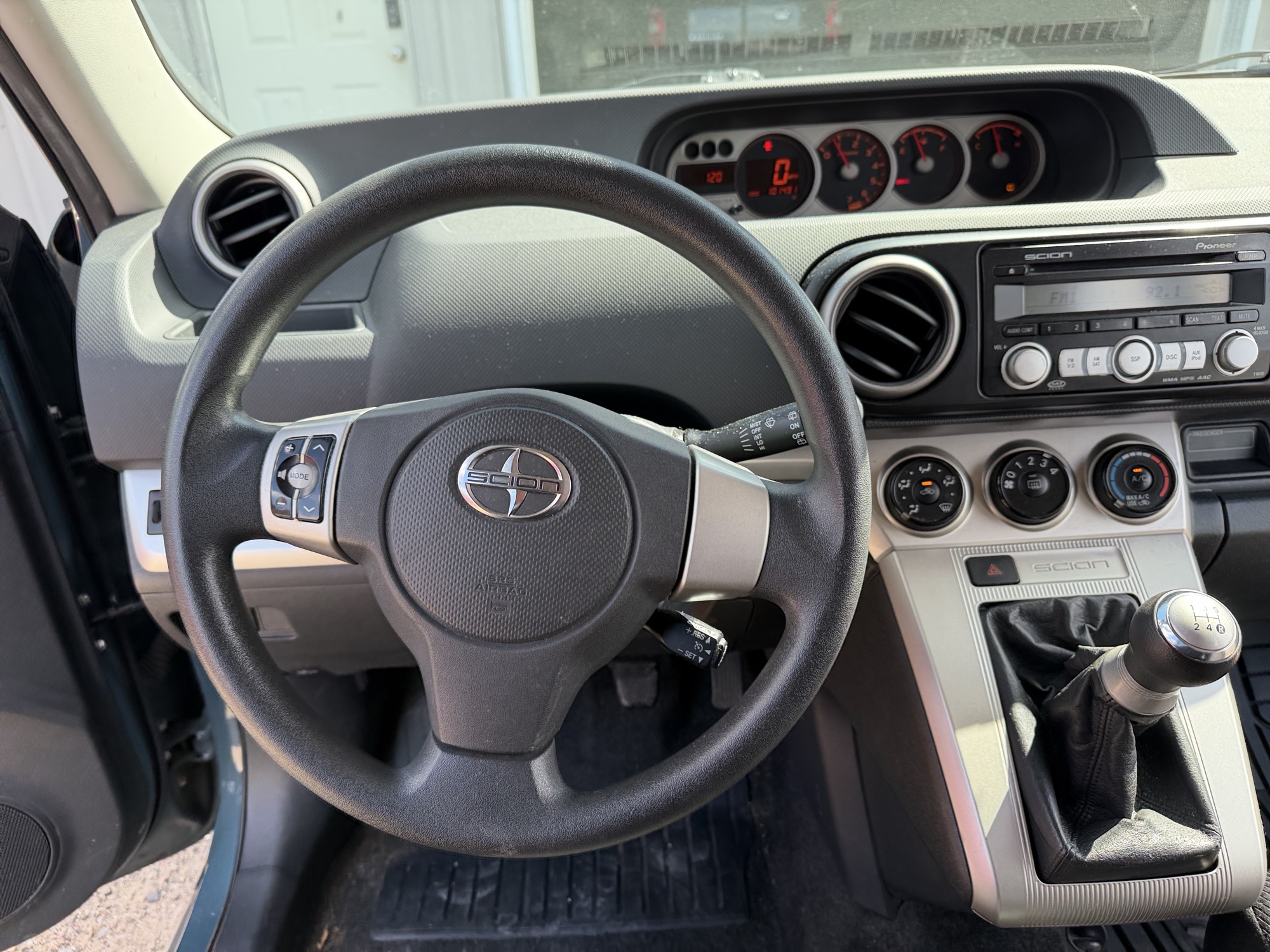 2008 scion xb with 101491 miles for sale near elk-river, minnesota 106399_33_dash_from_driver.jpg