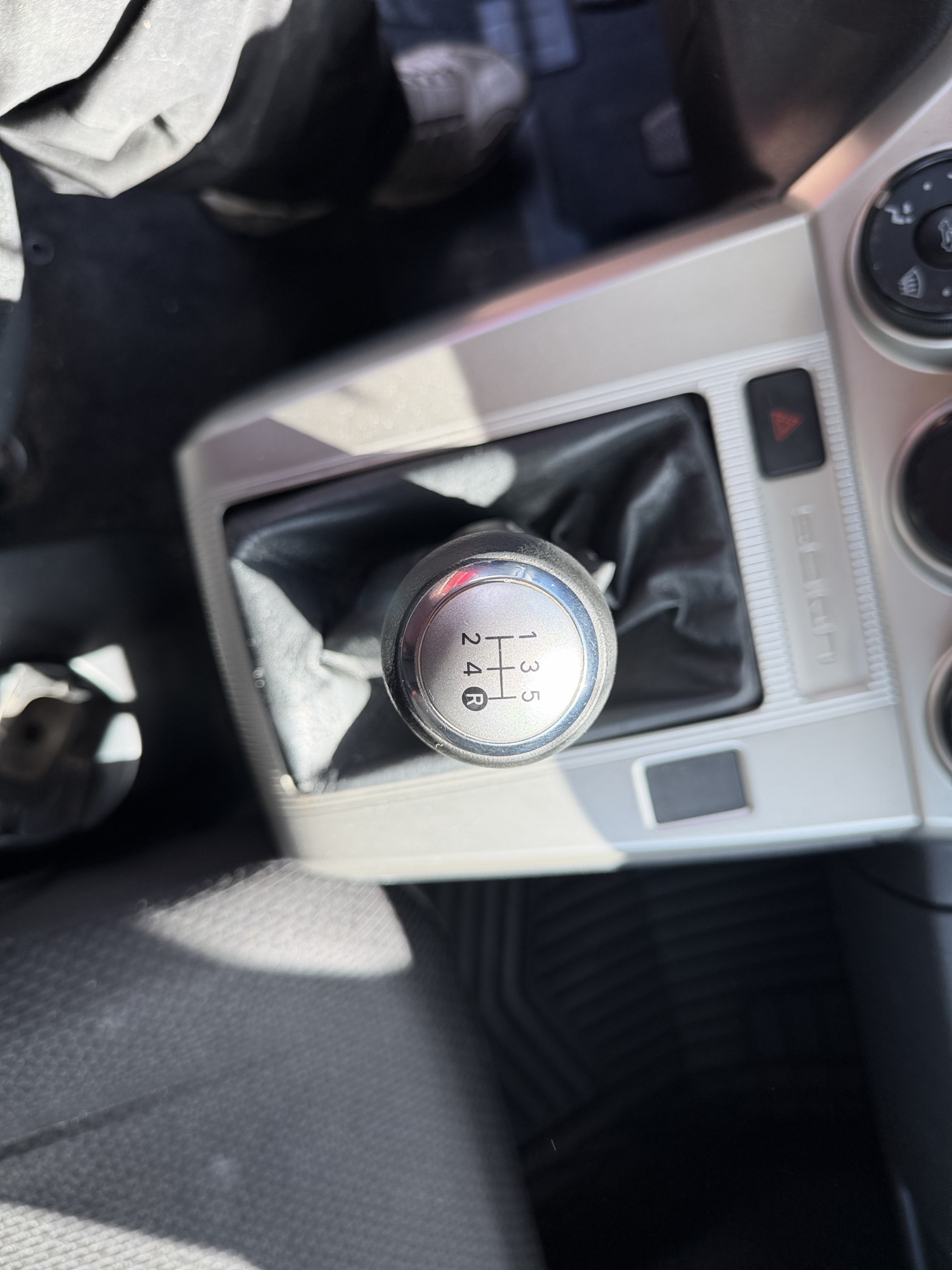 2008 scion xb with 101491 miles for sale near elk-river, minnesota 106399_41_shifter.jpg