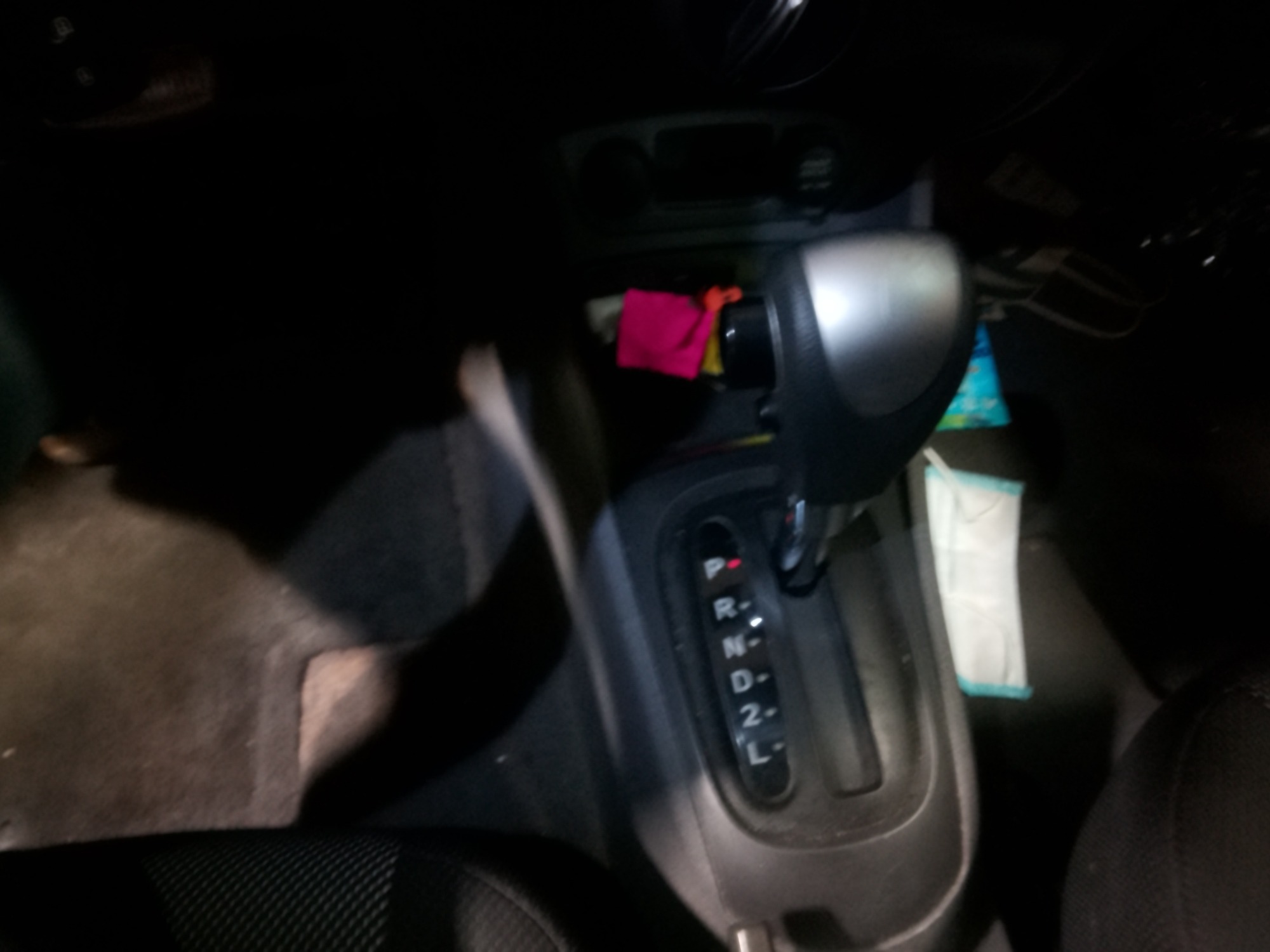 2008 kia rio base with 152254 miles for sale near elk-river, minnesota 106400_41_shifter.jpg