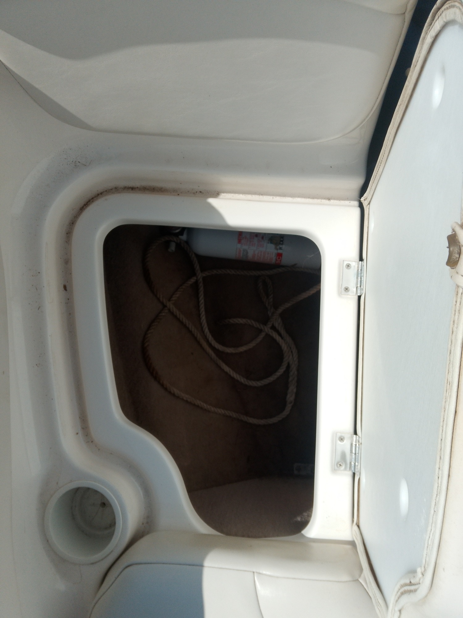 2002 chapparal 183 for sale near elk-river, minnesota 106401_49_engine_bay.jpg