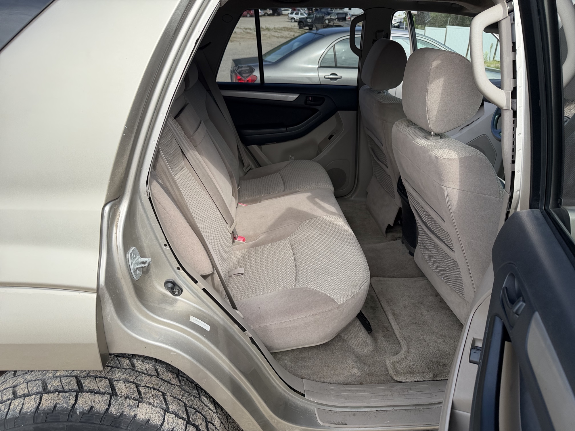 2005 toyota 4runner sport-edition-v6-4wd with 115448 miles for sale near elk-river, minnesota 106402_28_pass_rear_seat.jpg