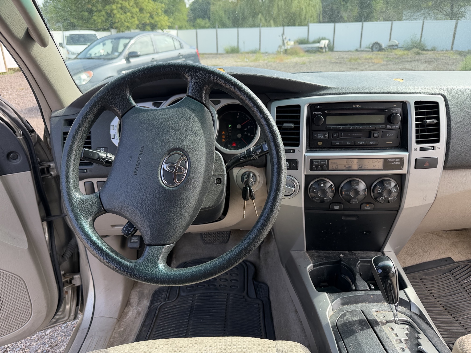 2005 toyota 4runner sport-edition-v6-4wd with 115448 miles for sale near elk-river, minnesota 106402_33_dash_from_driver.jpg