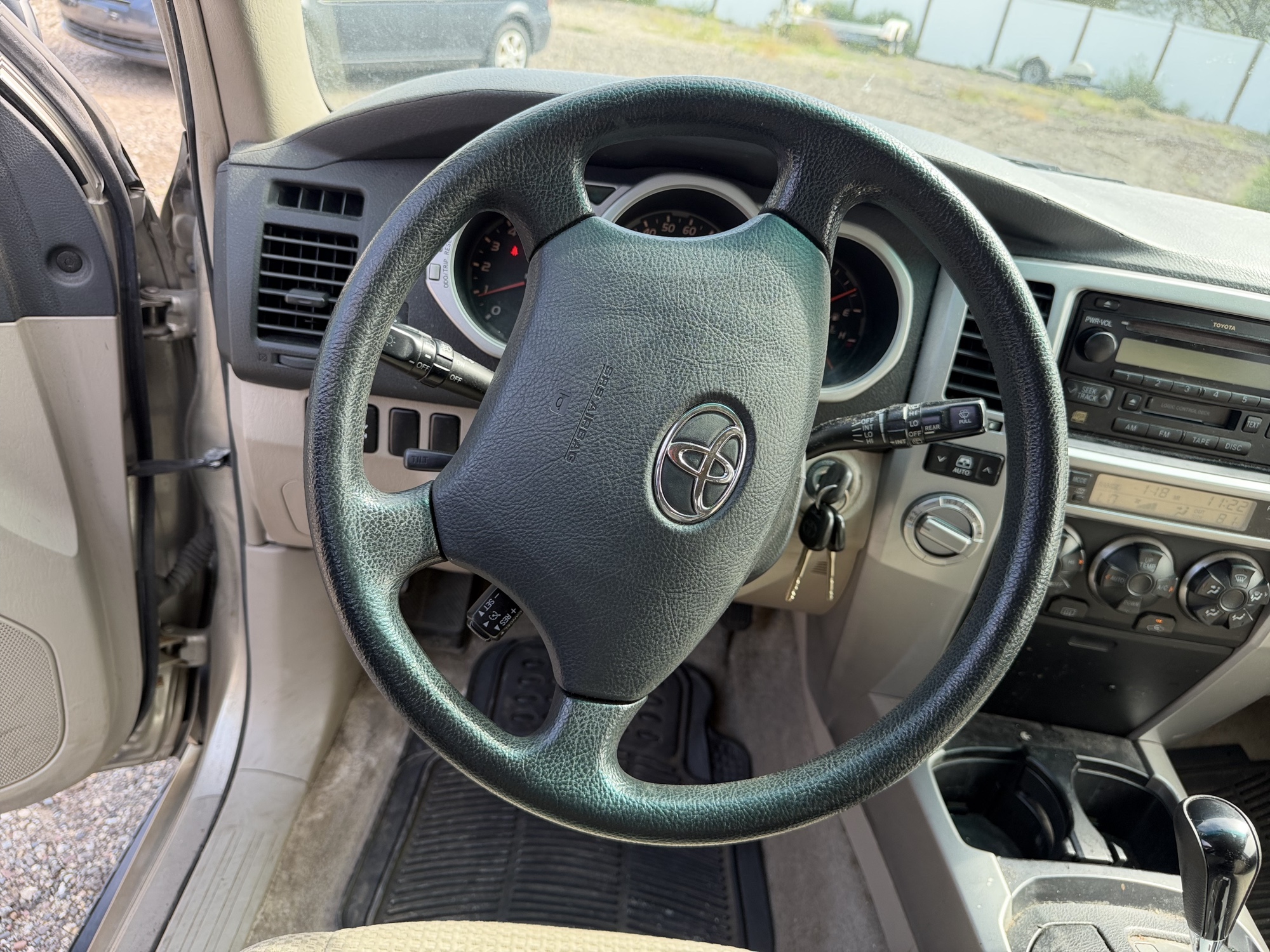 2005 toyota 4runner sport-edition-v6-4wd with 115448 miles for sale near elk-river, minnesota 106402_36_steering_wheel.jpg
