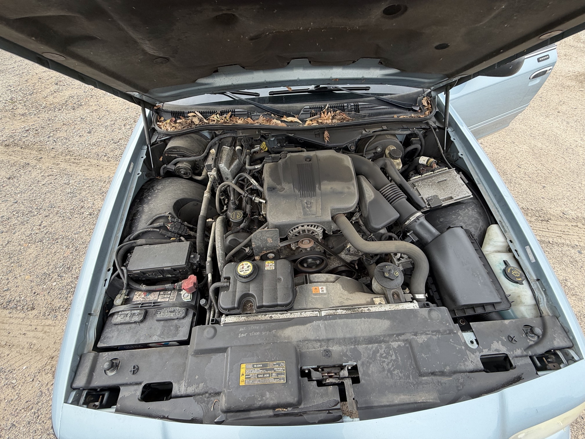 2007 ford crown-victoria lx with 175864 miles for sale near elk-river, minnesota 106403_49_engine_bay.jpg
