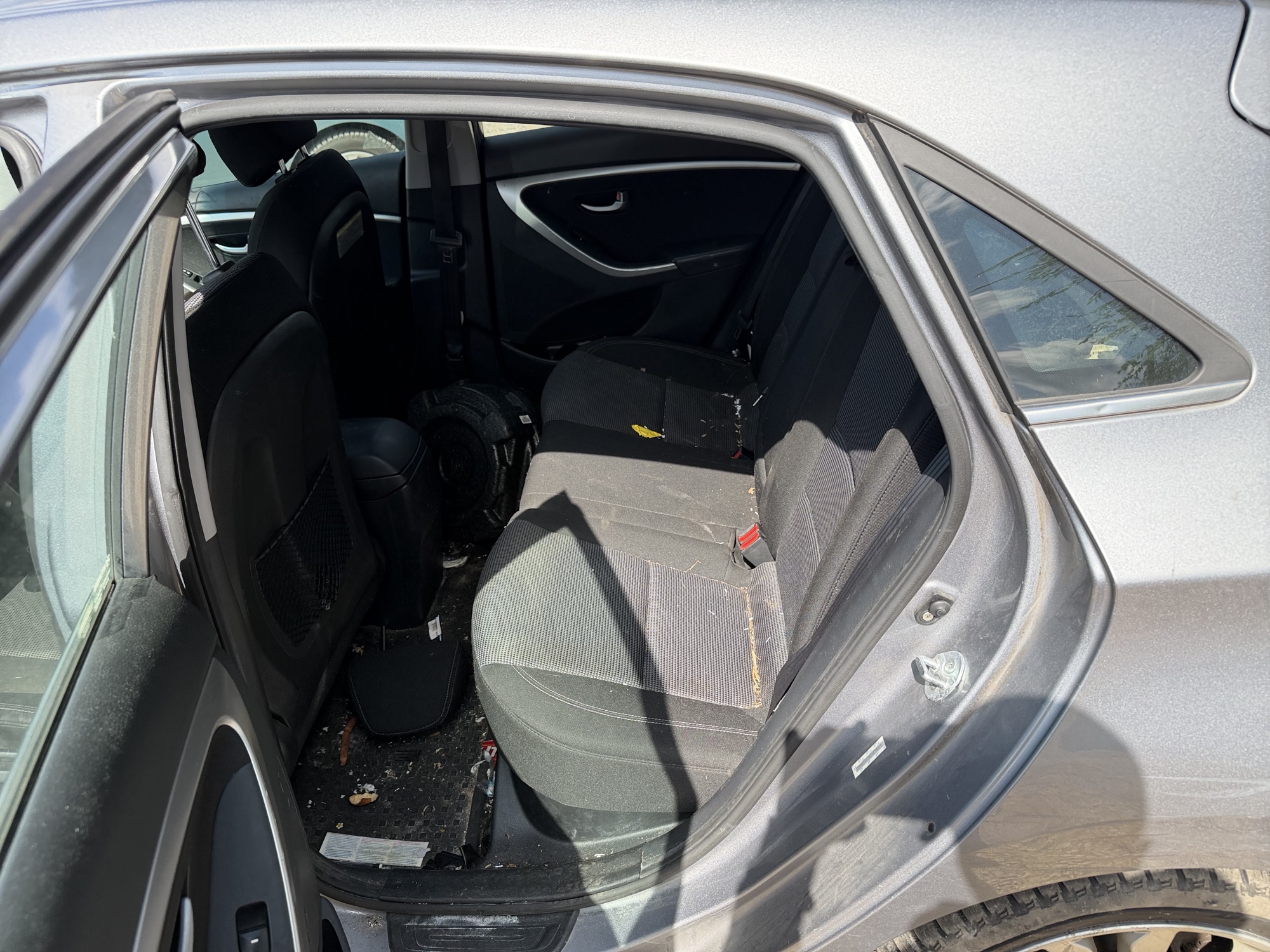 2014 hyundai elantra-gt a-t with 139751 miles for sale near elk-river, minnesota 106404_24_drv_rear_seat.jpg