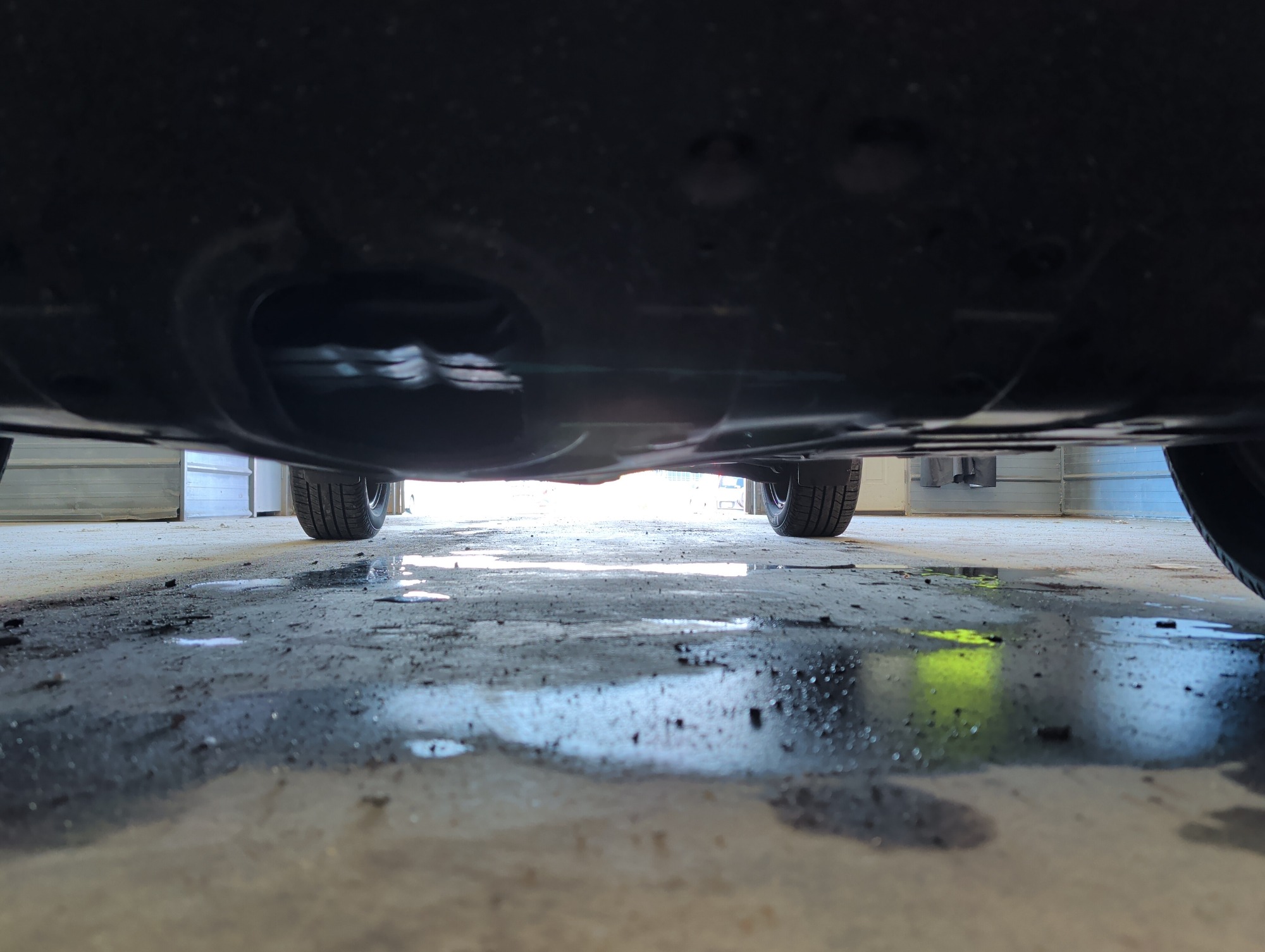 2014 hyundai tucson gls-awd with 194581 miles for sale near elk-river, minnesota 106405_16_undercar_front.jpg