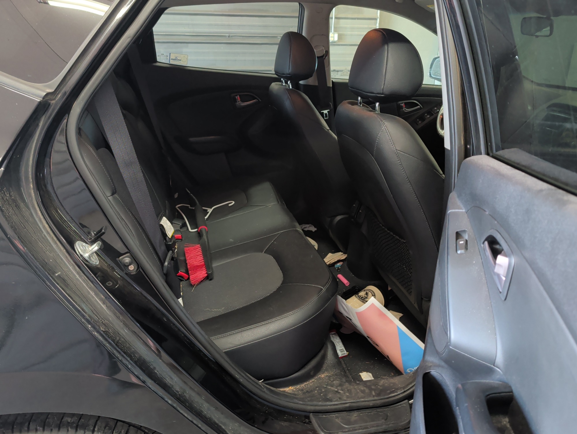 2014 hyundai tucson gls-awd with 194581 miles for sale near elk-river, minnesota 106405_28_pass_rear_seat.jpg
