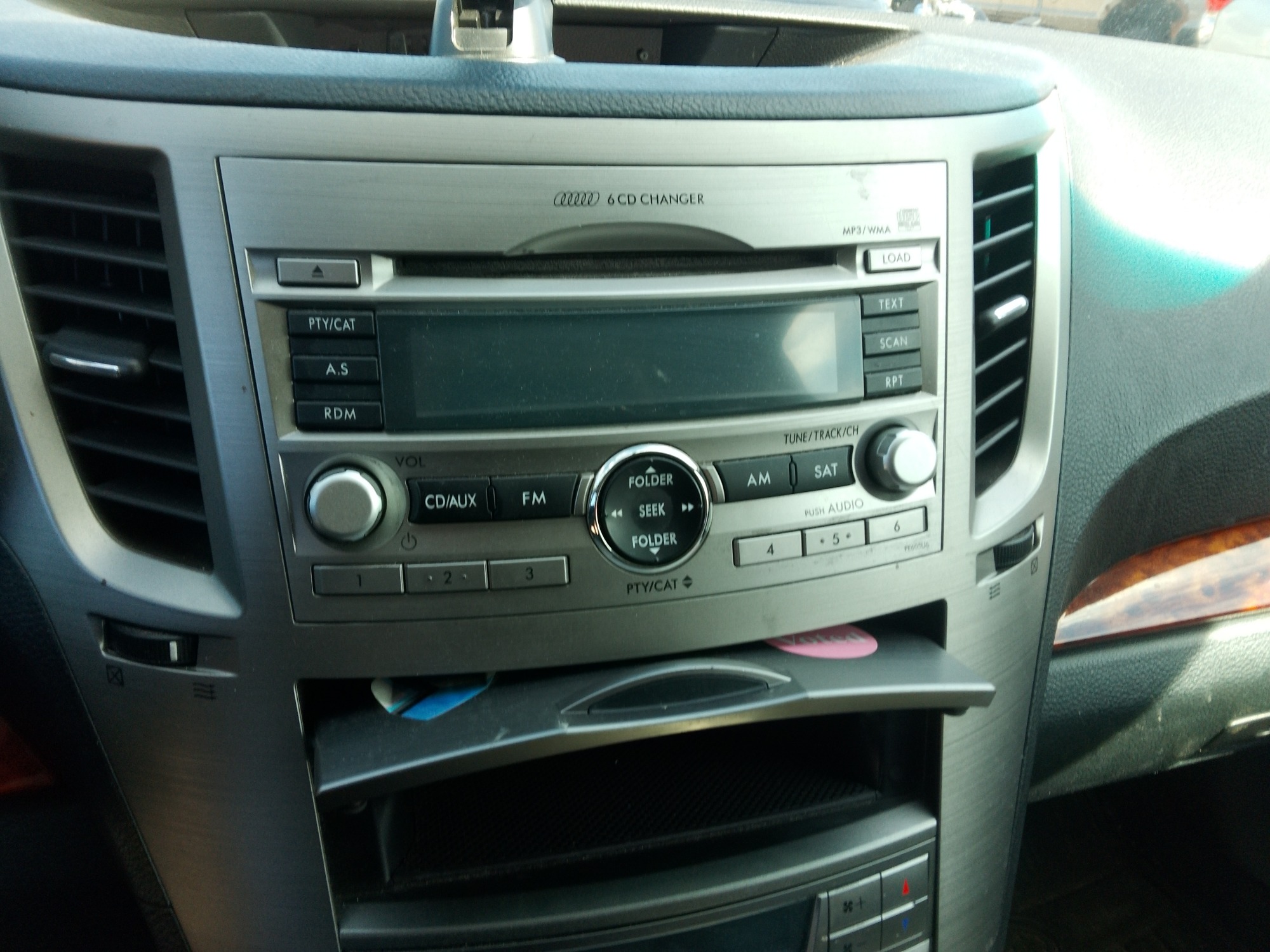 2010 subaru outback with 187512 miles for sale near elk-river, minnesota 106407_39_radio_closeup.jpg