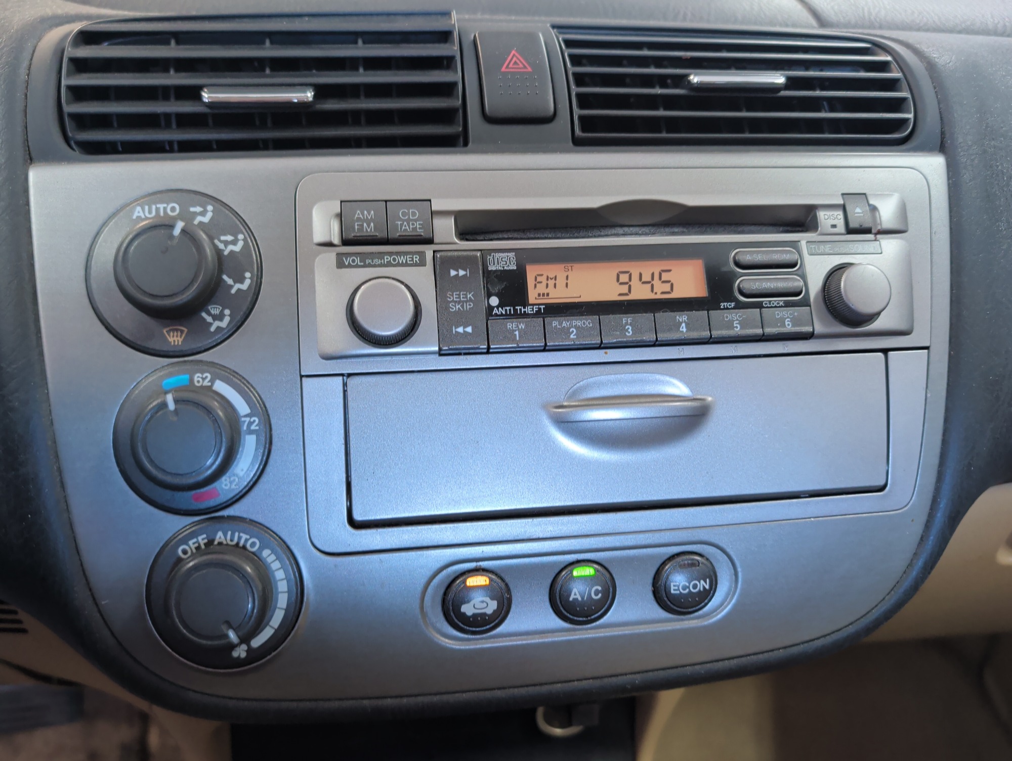 2005 honda civic-hybrid cvt with 161039 miles for sale near elk-river, minnesota 106408_40_climate_control.jpg
