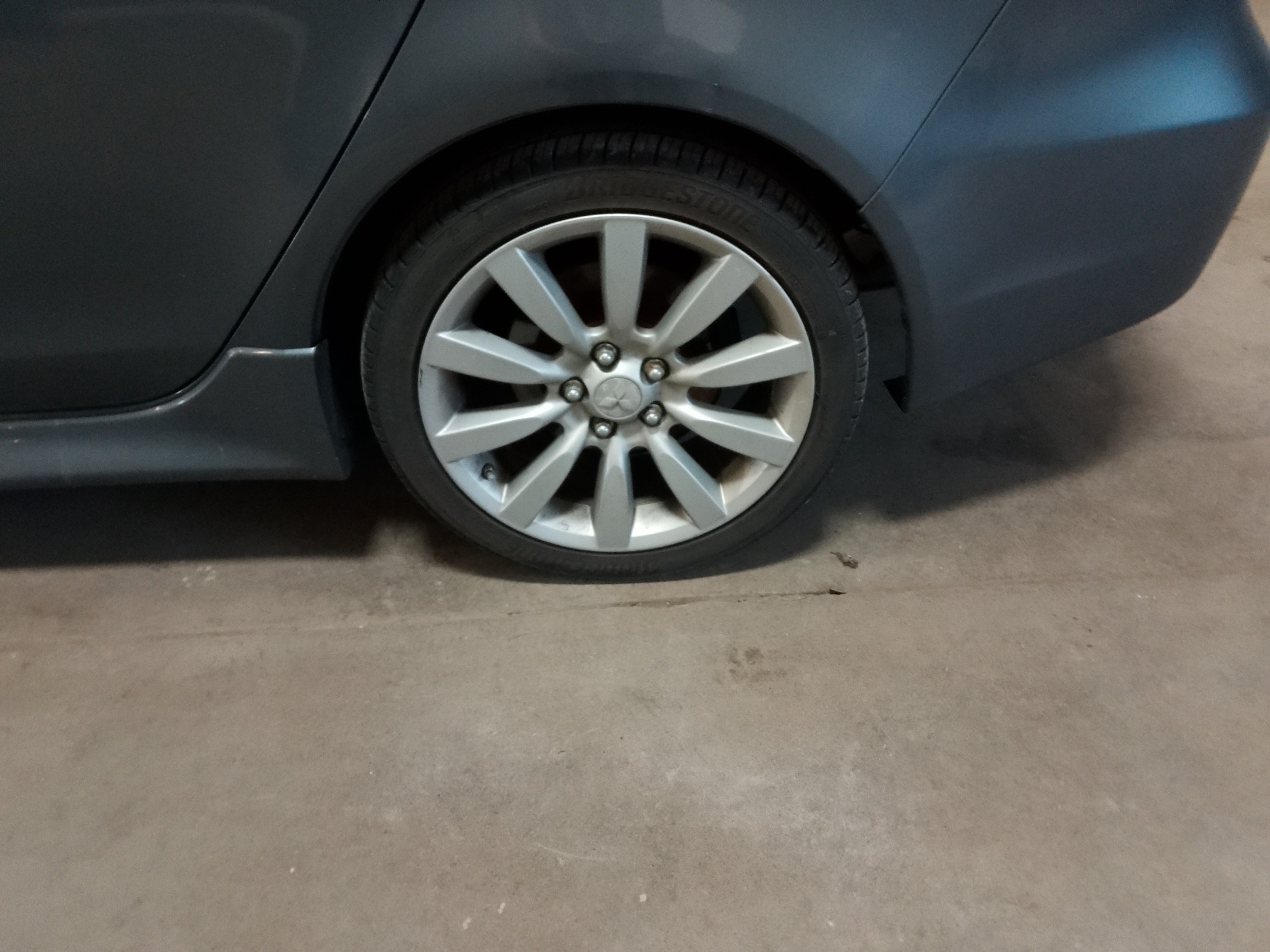 2010 mitsubishi lancer-sportback gts with 120997 miles for sale near elk-river, minnesota 106411_13_rear_drv_wheel.jpg