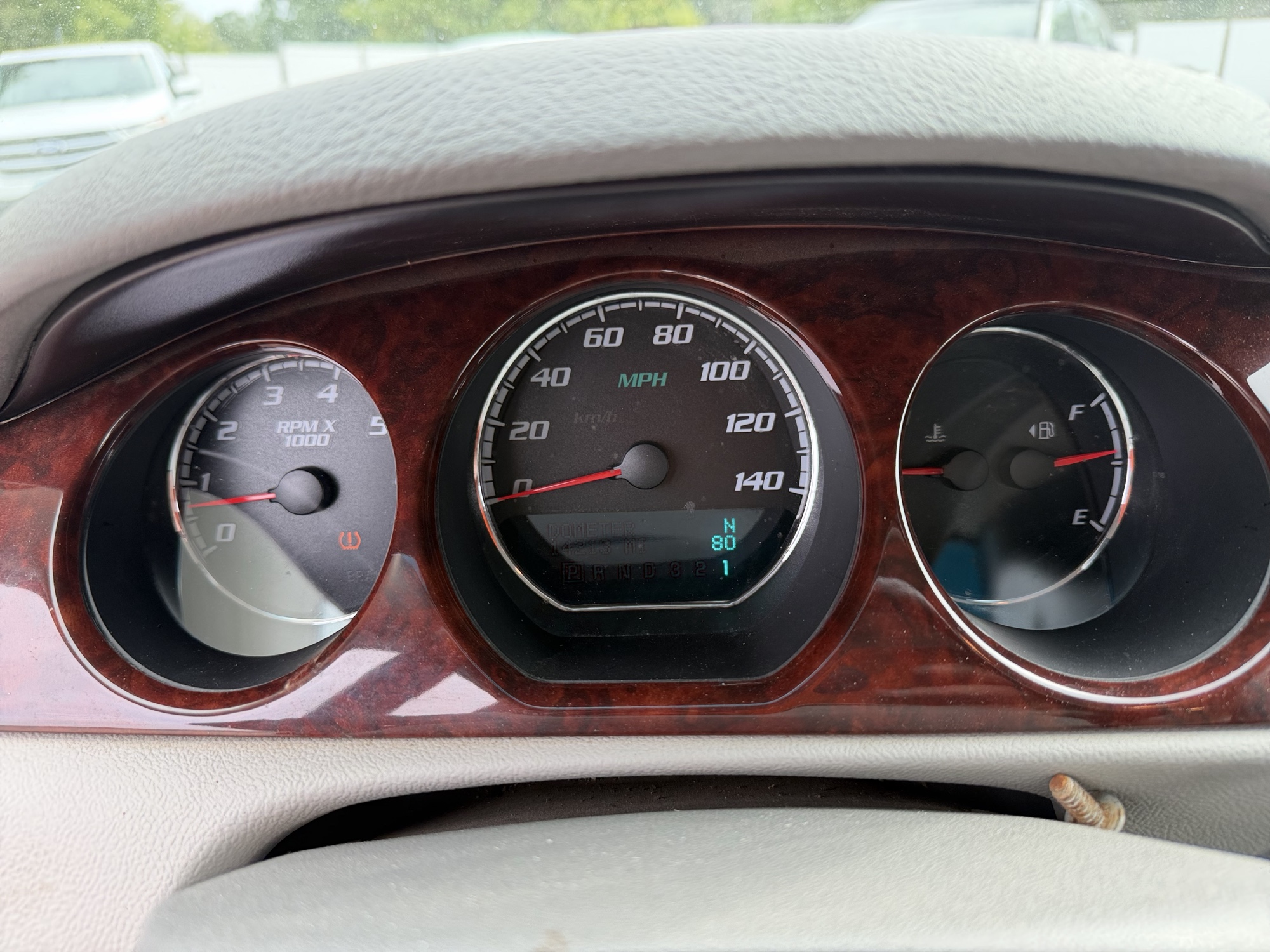2009 buick lucerne cxl1 with 214213 miles for sale near elk-river, minnesota 106412_43_gauge_cluster.jpg