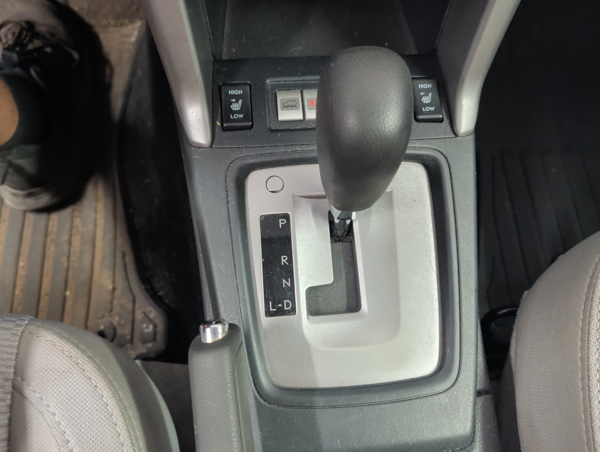 2017 subaru forester 2.5i-premium-pzev-cvt with 119029 miles for sale near elk-river, minnesota 106413_41_shifter.jpg