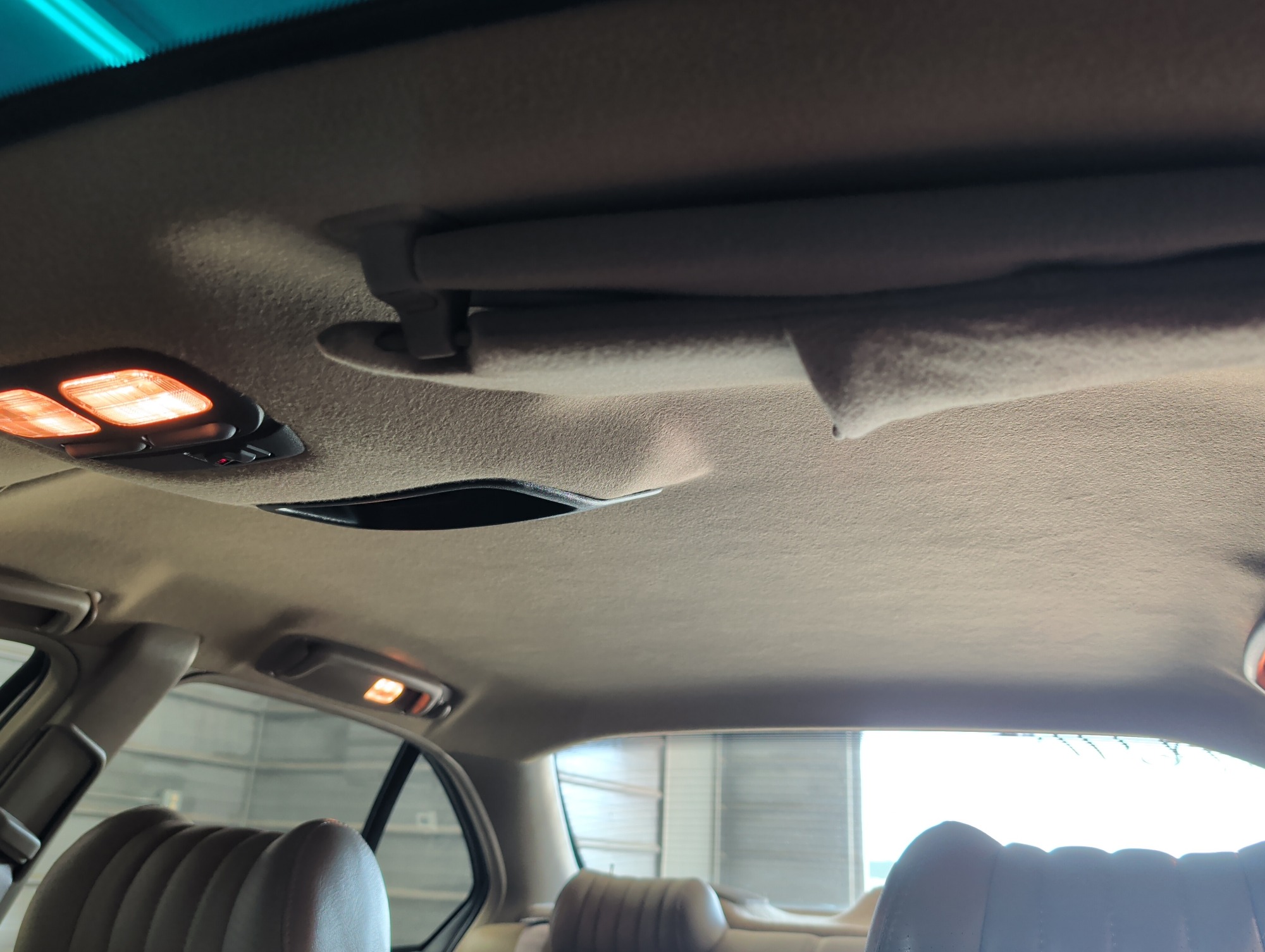 1997 pontiac bonneville se with 97947 miles for sale near elk-river, minnesota 106415_35_headliner_sunroof.jpg