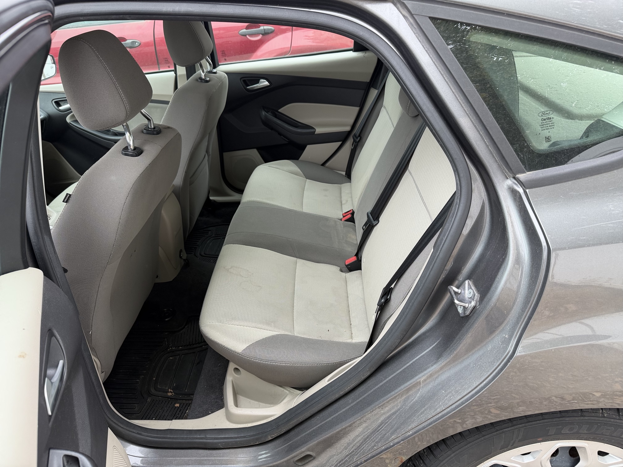 2012 ford focus se with 200341 miles for sale near elk-river, minnesota 106416_24_drv_rear_seat.jpg