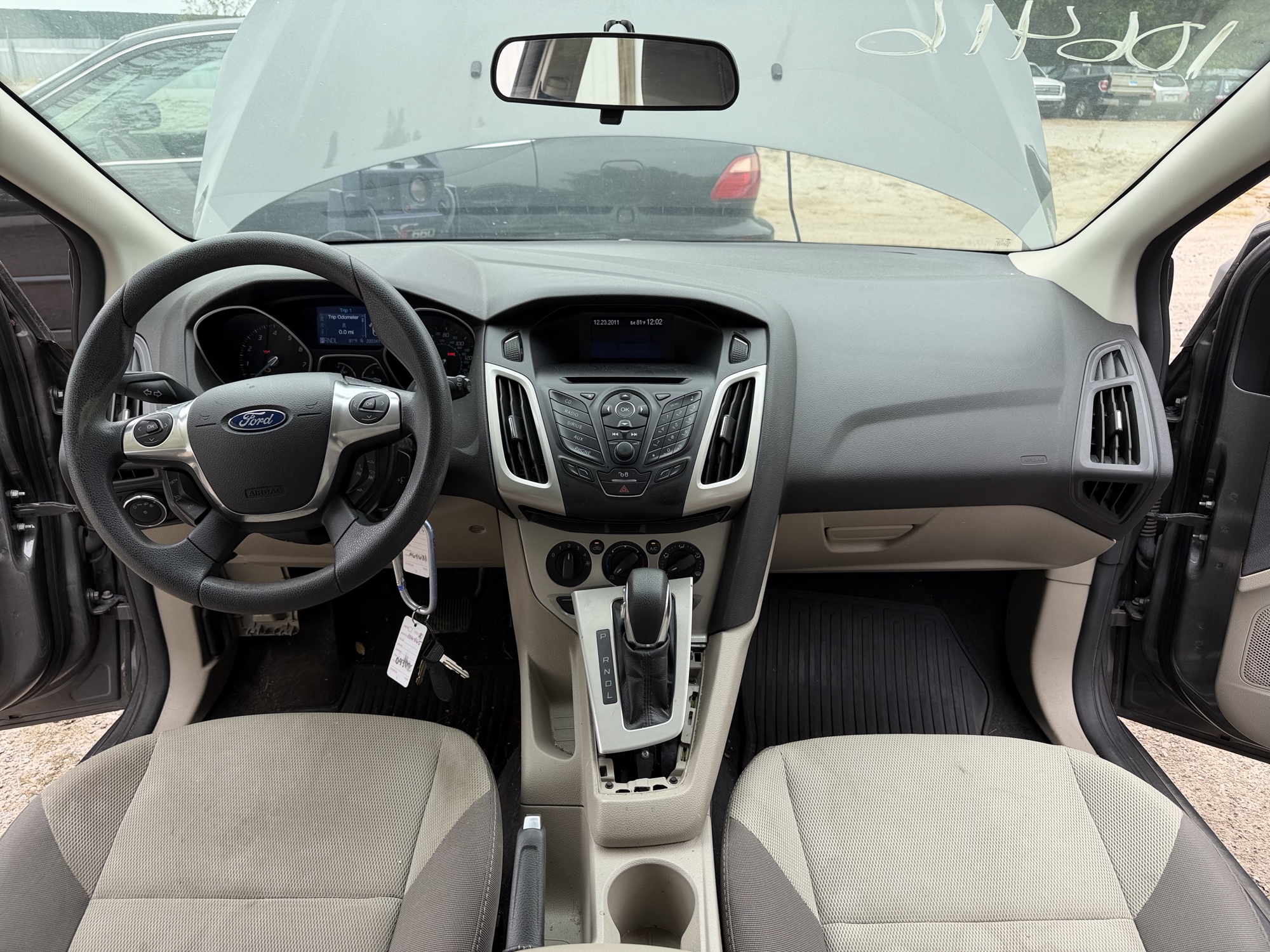 2012 ford focus se with 200341 miles for sale near elk-river, minnesota 106416_34_whole_dash.jpg