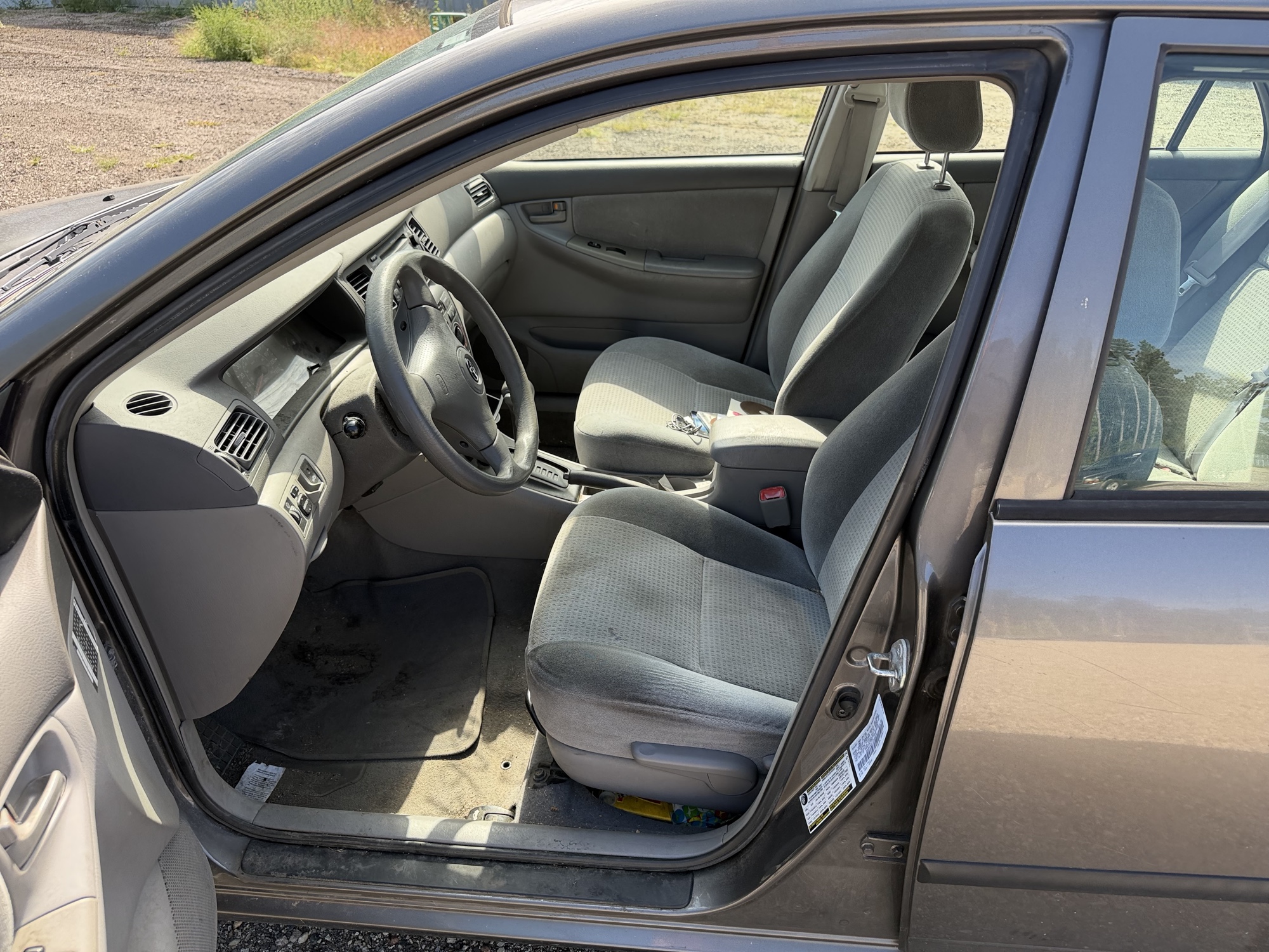 2007 toyota corolla ce with 165644 miles for sale near elk-river, minnesota 106417_22_driver_seat.jpg