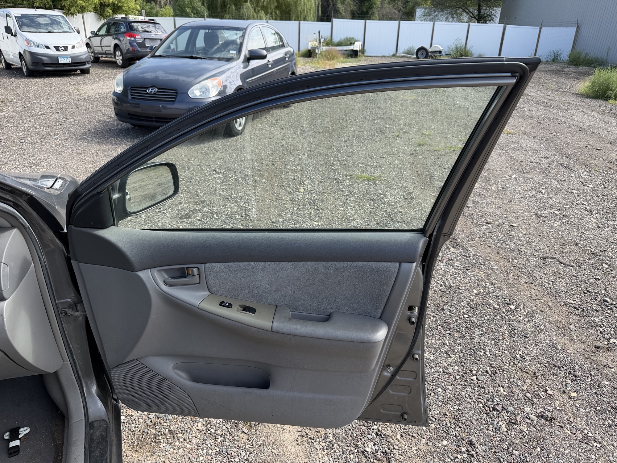 2007 toyota corolla ce with 165644 miles for sale near elk-river, minnesota 106417_32_passenger_door_panel.jpg