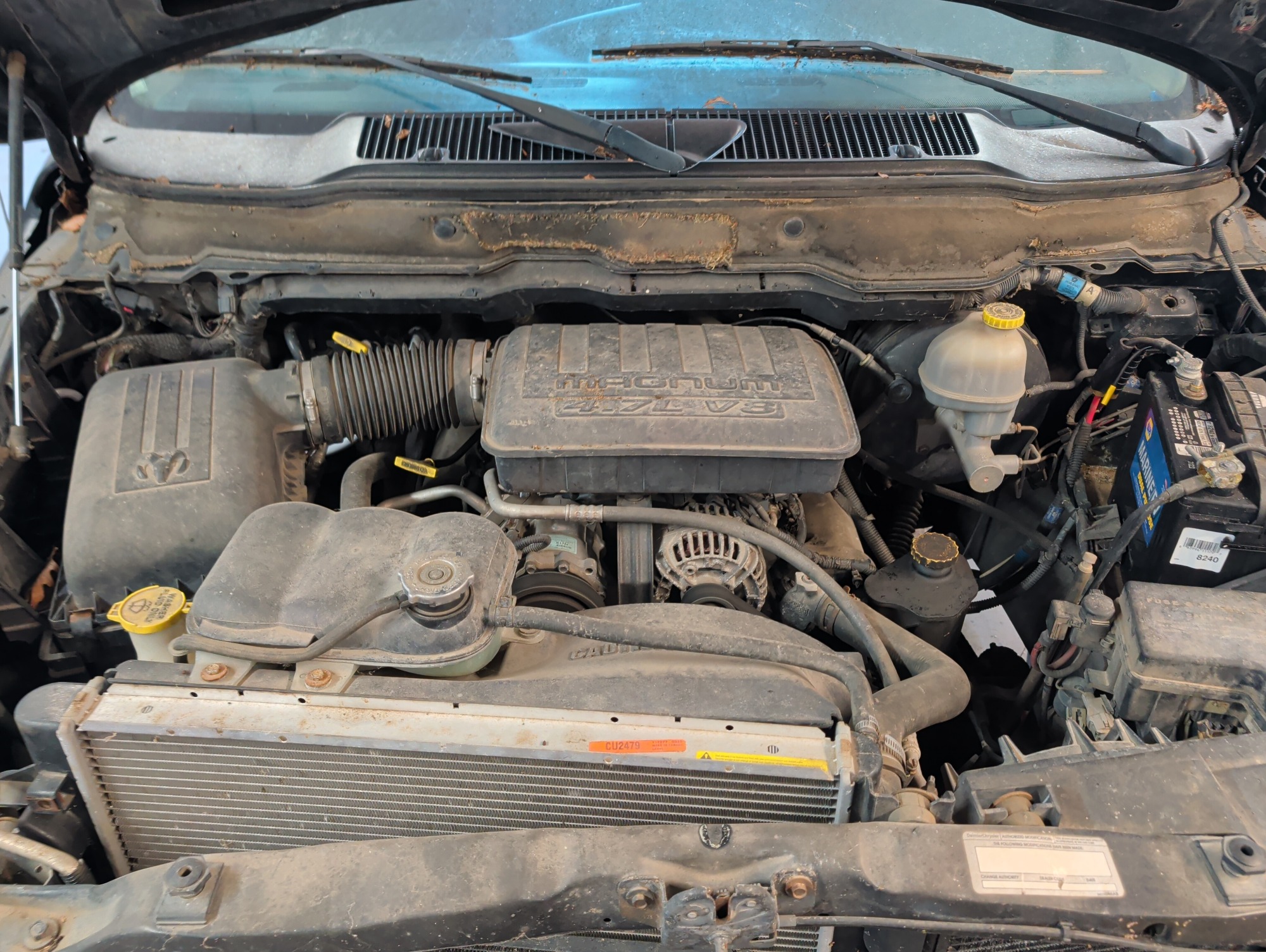 2002 dodge ram-1500 st-quad-cab-short-bed-4wd with 216281 miles for sale near elk-river, minnesota 106418_49_engine_bay.jpg