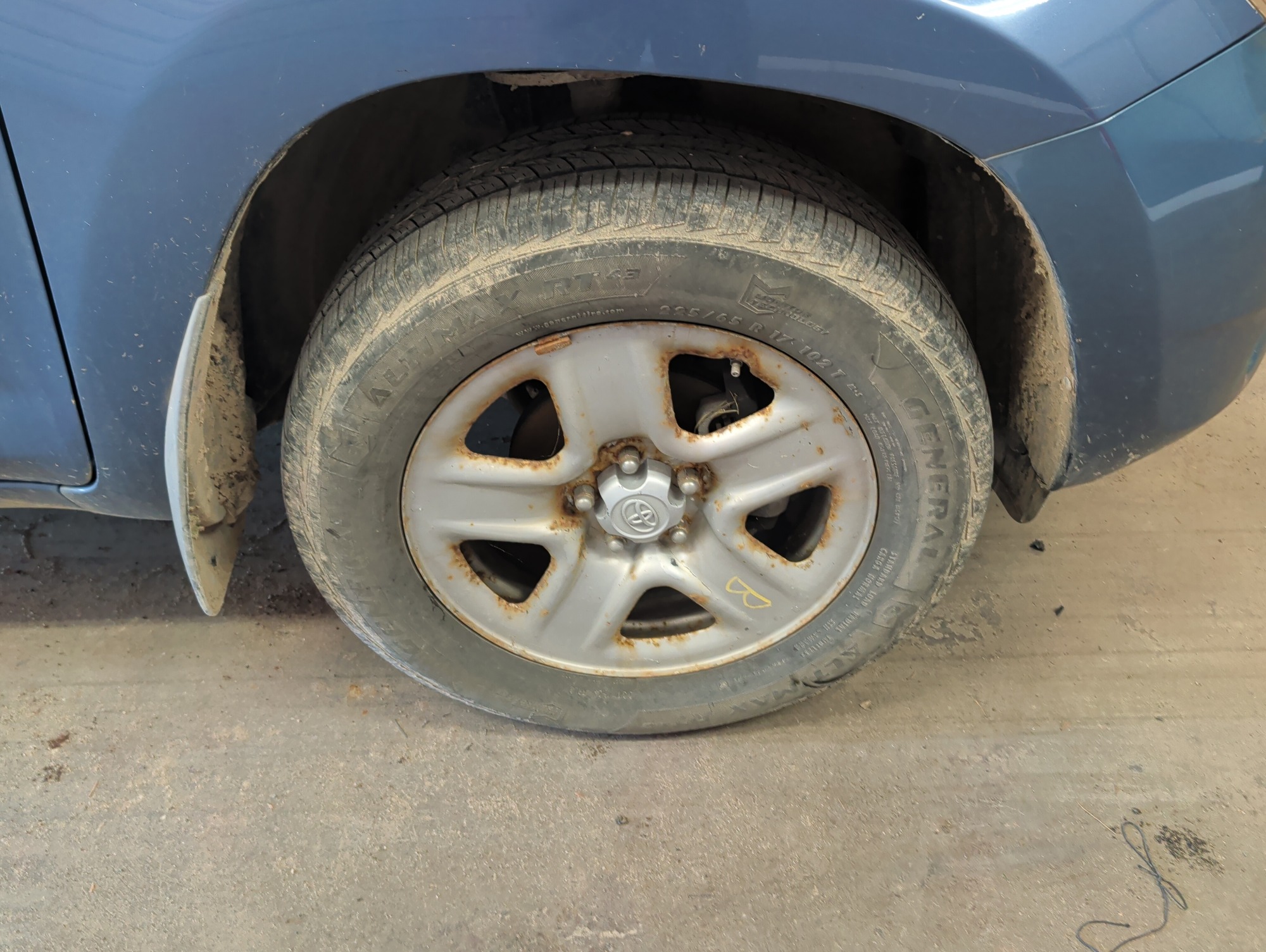 2007 toyota rav4 base-i4-4wd with 228184 miles for sale near elk-river, minnesota 106419_15_front_pass_wheel.jpg