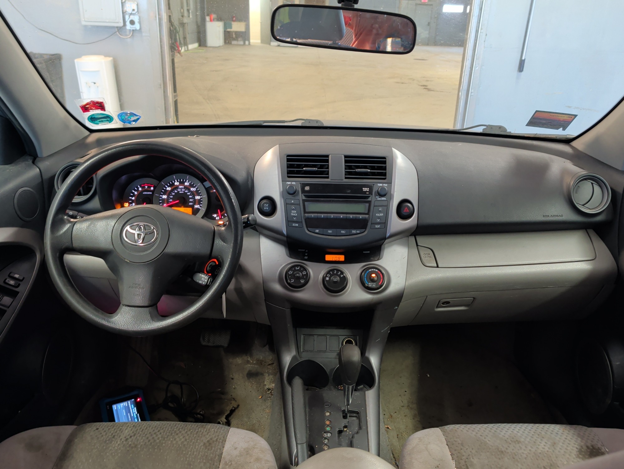 2007 toyota rav4 base-i4-4wd with 228184 miles for sale near elk-river, minnesota 106419_34_whole_dash.jpg