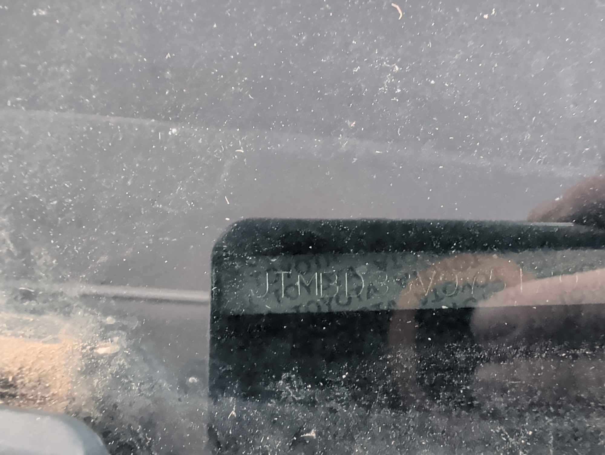 2007 toyota rav4 base-i4-4wd with 228184 miles for sale near elk-river, minnesota 106419_48_windshield_vin_plate.jpg