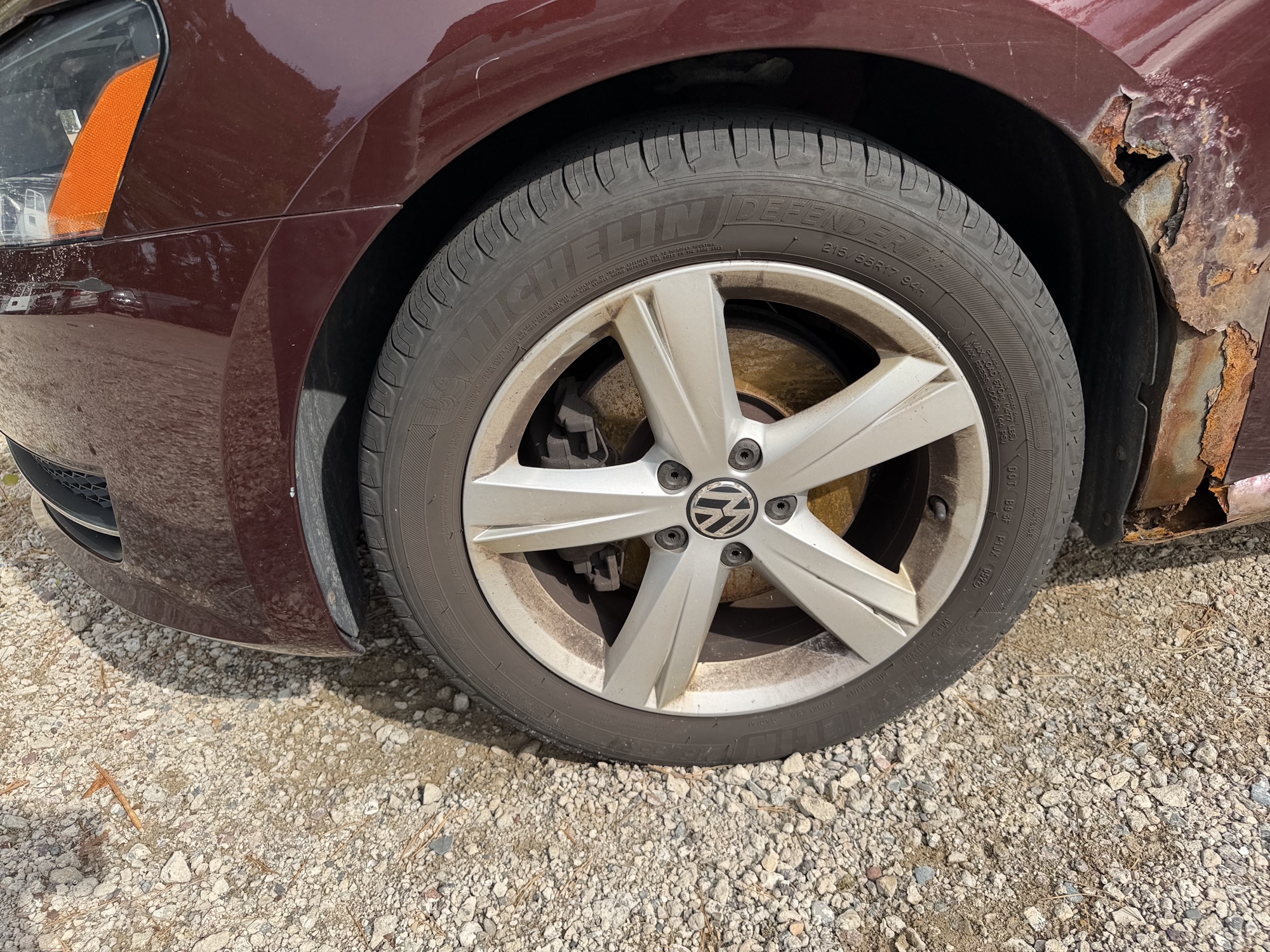 2012 volkswagen passat with 133891 miles for sale near elk-river, minnesota 106420_12_drv_front_wheel.jpg