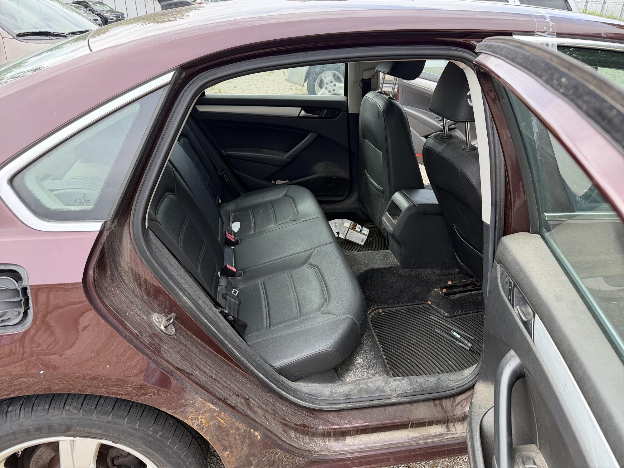 2012 volkswagen passat with 133891 miles for sale near elk-river, minnesota 106420_28_pass_rear_seat.jpg