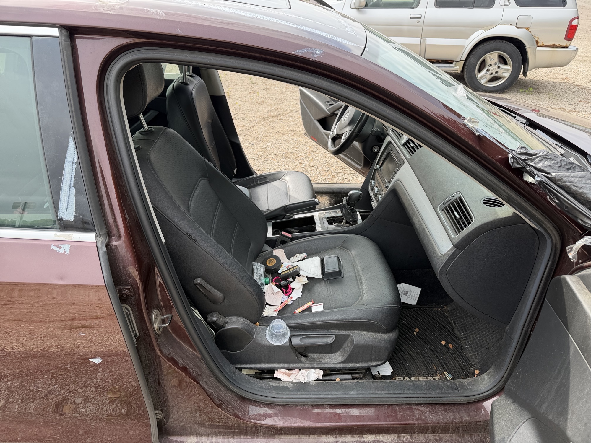 2012 volkswagen passat with 133891 miles for sale near elk-river, minnesota 106420_31_passenger_seat.jpg