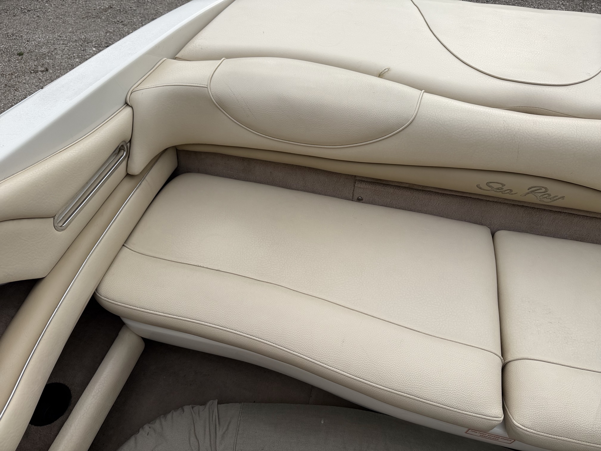 2000 sea-ray boat for sale near elk-river, minnesota 106422_24_drv_rear_seat.jpg