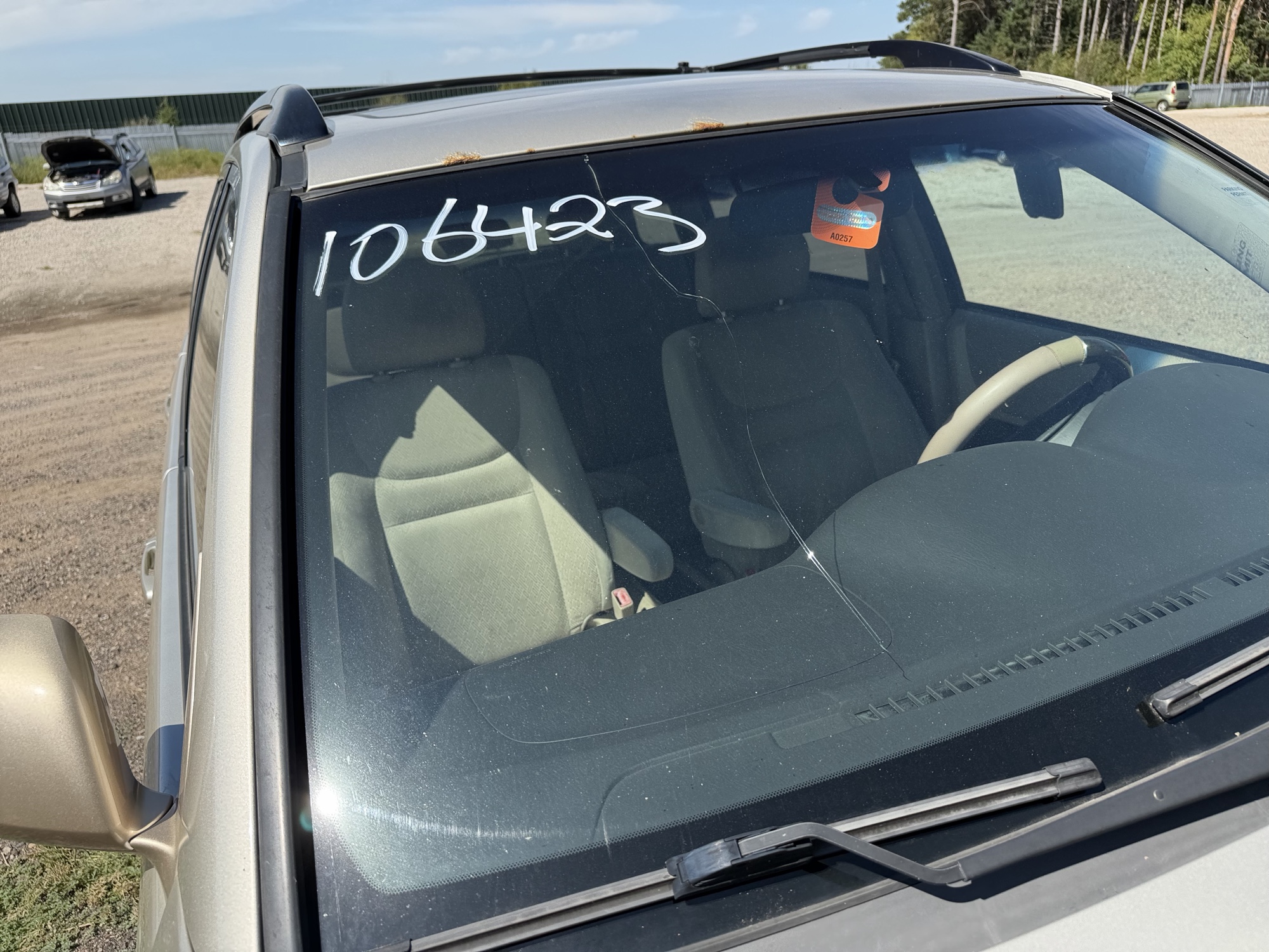 2002 toyota highlander with 215929 miles for sale near elk-river, minnesota 106423_09_front_windshield.jpg