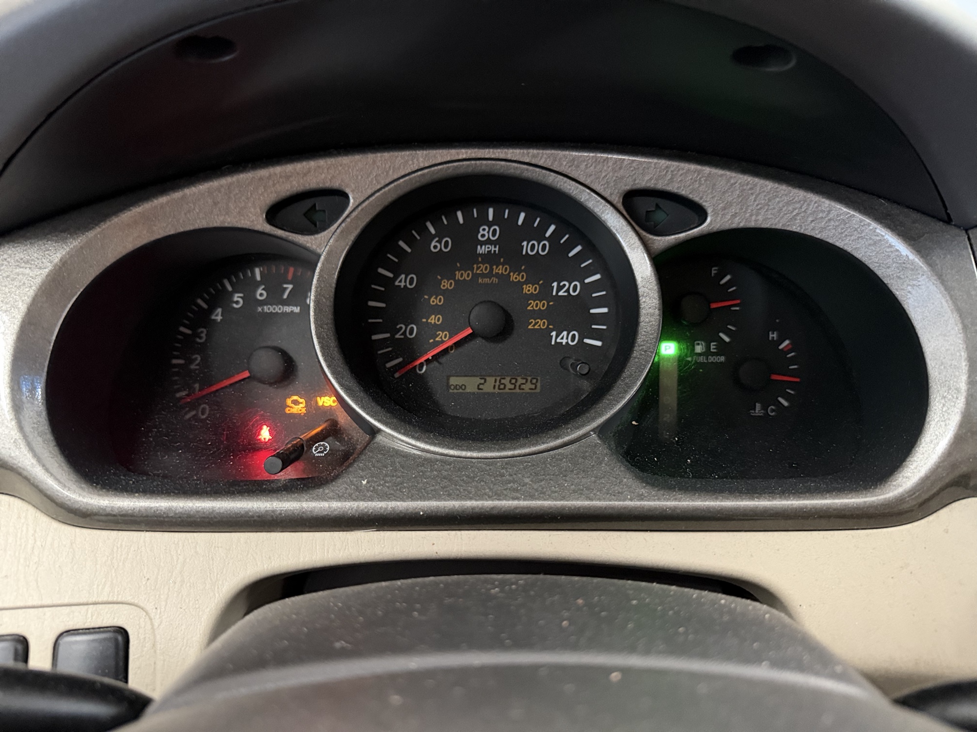 2002 toyota highlander with 215929 miles for sale near elk-river, minnesota 106423_43_gauge_cluster.jpg