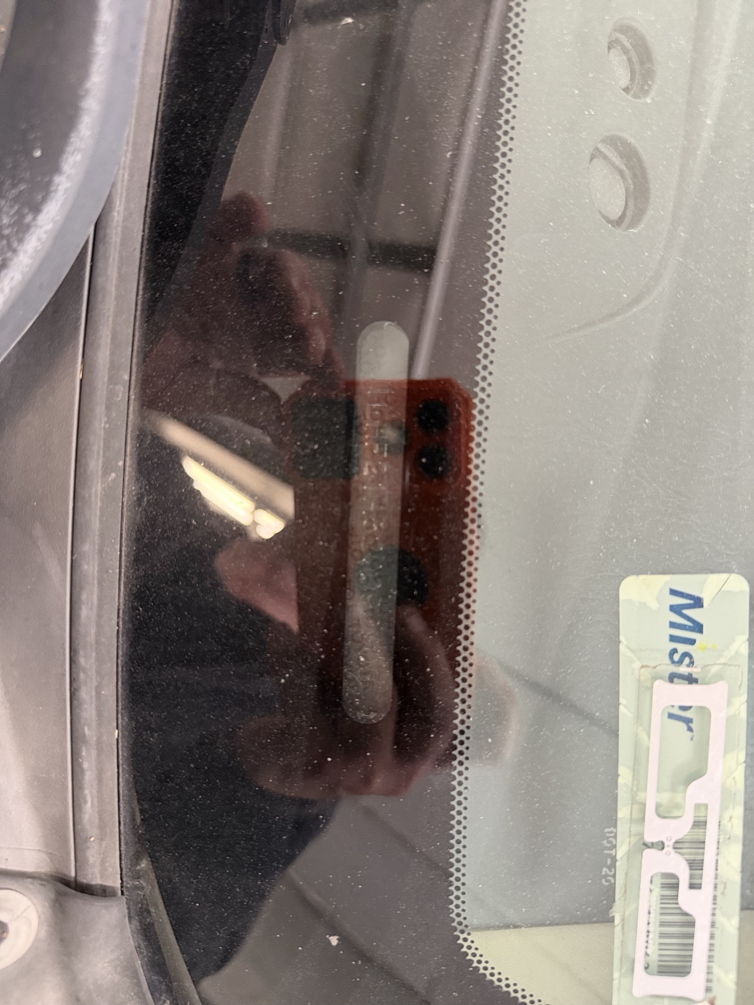 2002 toyota highlander with 215929 miles for sale near elk-river, minnesota 106423_48_windshield_vin_plate.jpg
