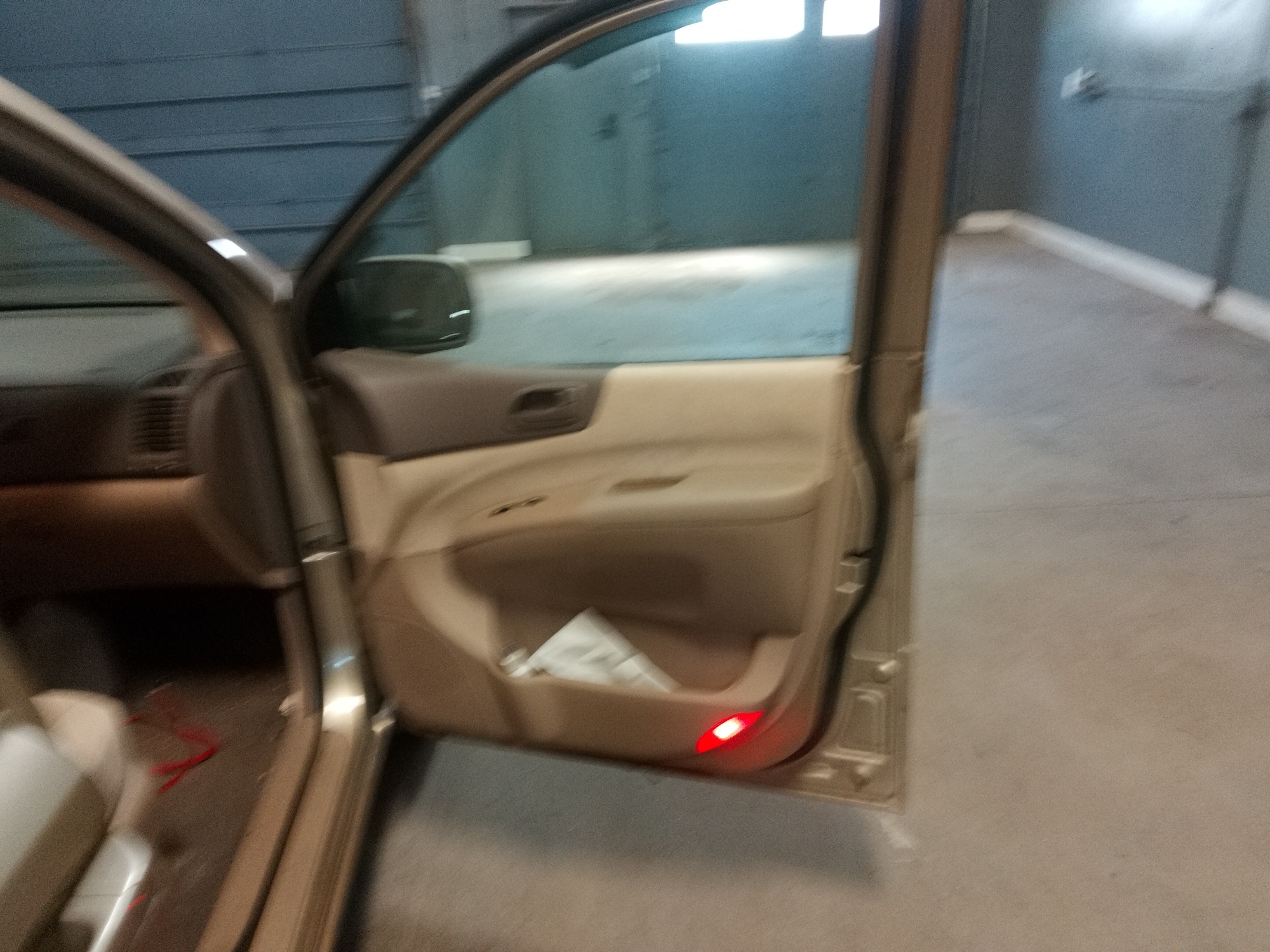 2008 kia sedona ex-lwb with 203148 miles for sale near elk-river, minnesota 106425_32_passenger_door_panel.jpg
